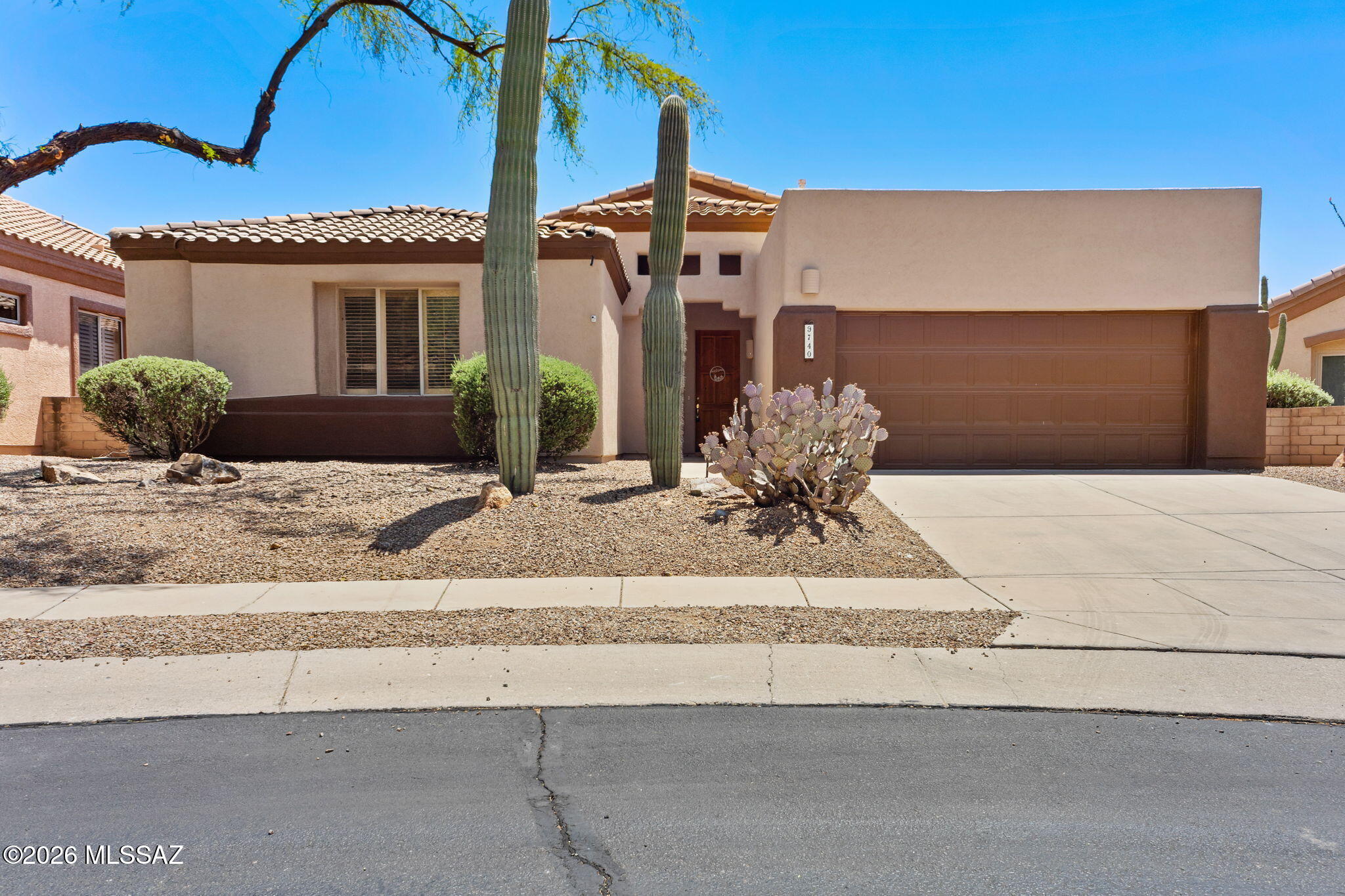 Experience refined living in this stunning 3-bedroom residence located in the prestigious Sabino Springs! Nestled on a premium golf course lot near the 2nd green, this beautiful home offers North/South exposure on a tranquil cul-de-sac, featuring low-maintenance desert landscaping and an oversized garage. Step inside to soaring ceilings, spacious living spaces, a bright kitchen, and a desirable split-bedroom layout. The backyard is ideal for relaxation or gatherings. Enjoy breathtaking mountain and city views in this majestic community, just west of The Raven Clubhouse. Don't miss out!