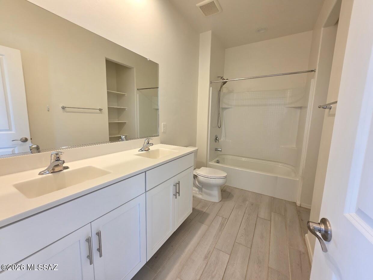 Gladden Farms BLK 22 & 24 - Residential Lease
