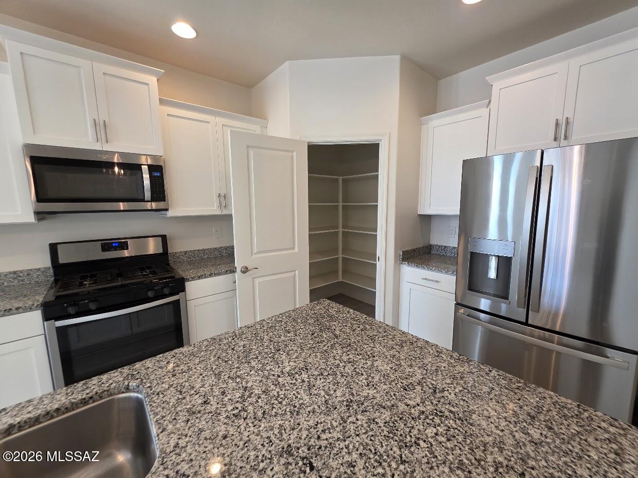 Gladden Farms BLK 22 & 24 - Residential Lease