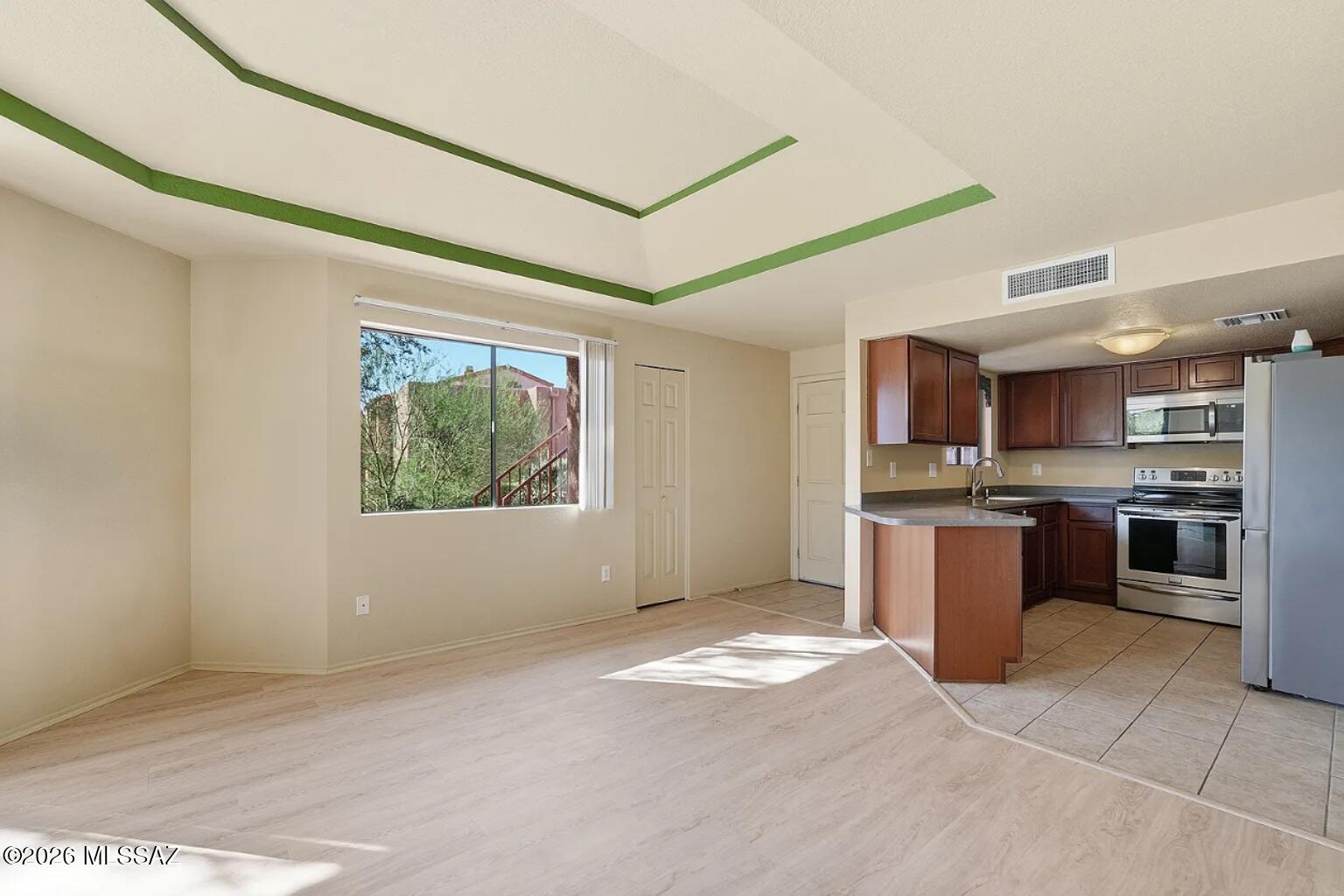 Ventana Vista Condominiums - Residential
