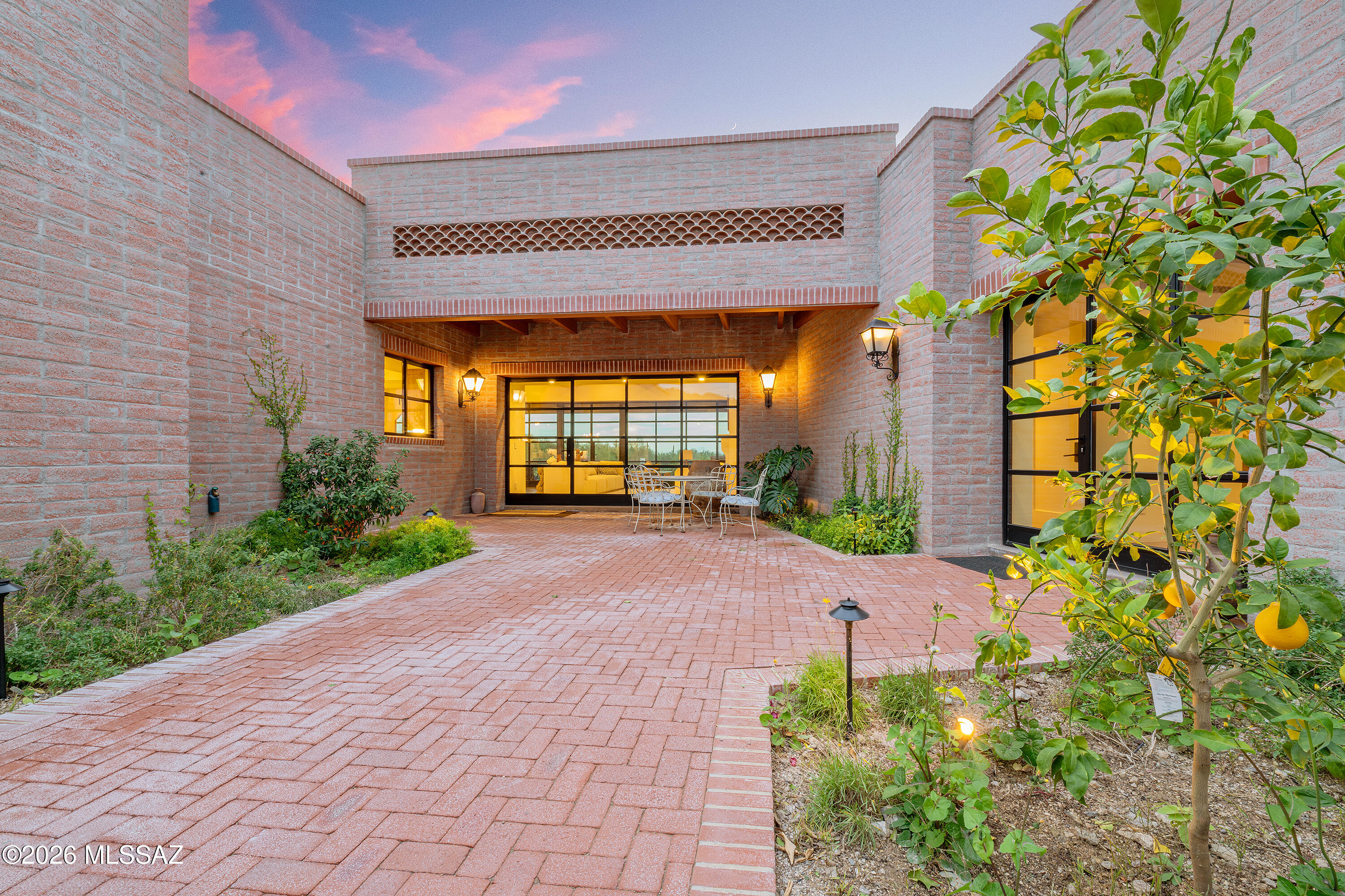 Quintana in the Catalina Foothills - Residential