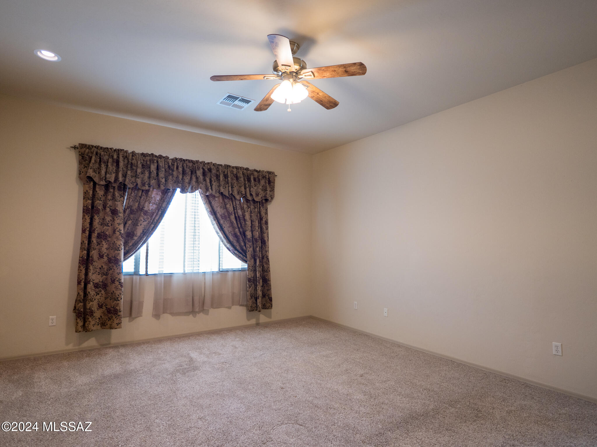 Civano 1 (166-527) - Residential Lease