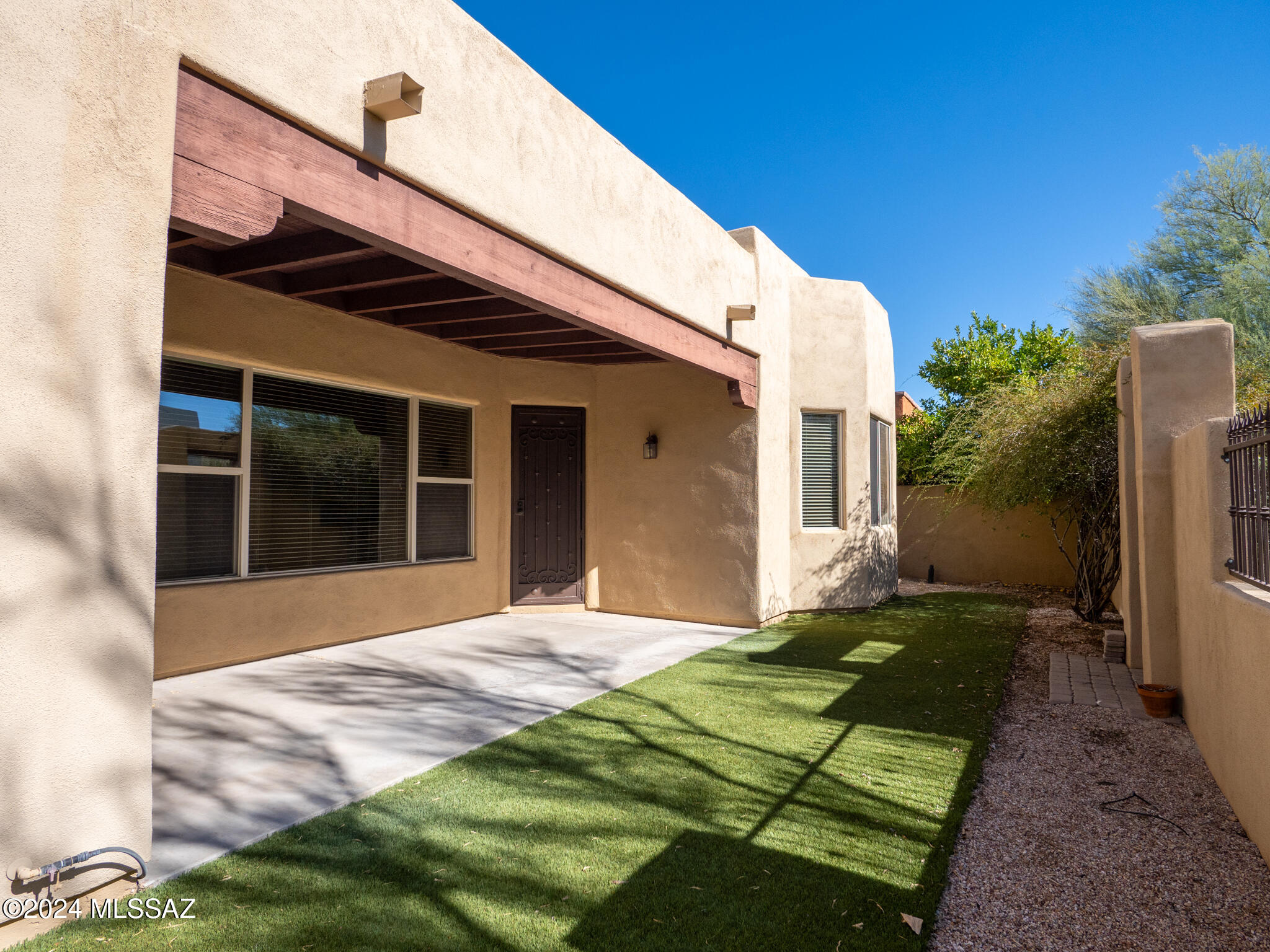Civano 1 (166-527) - Residential Lease