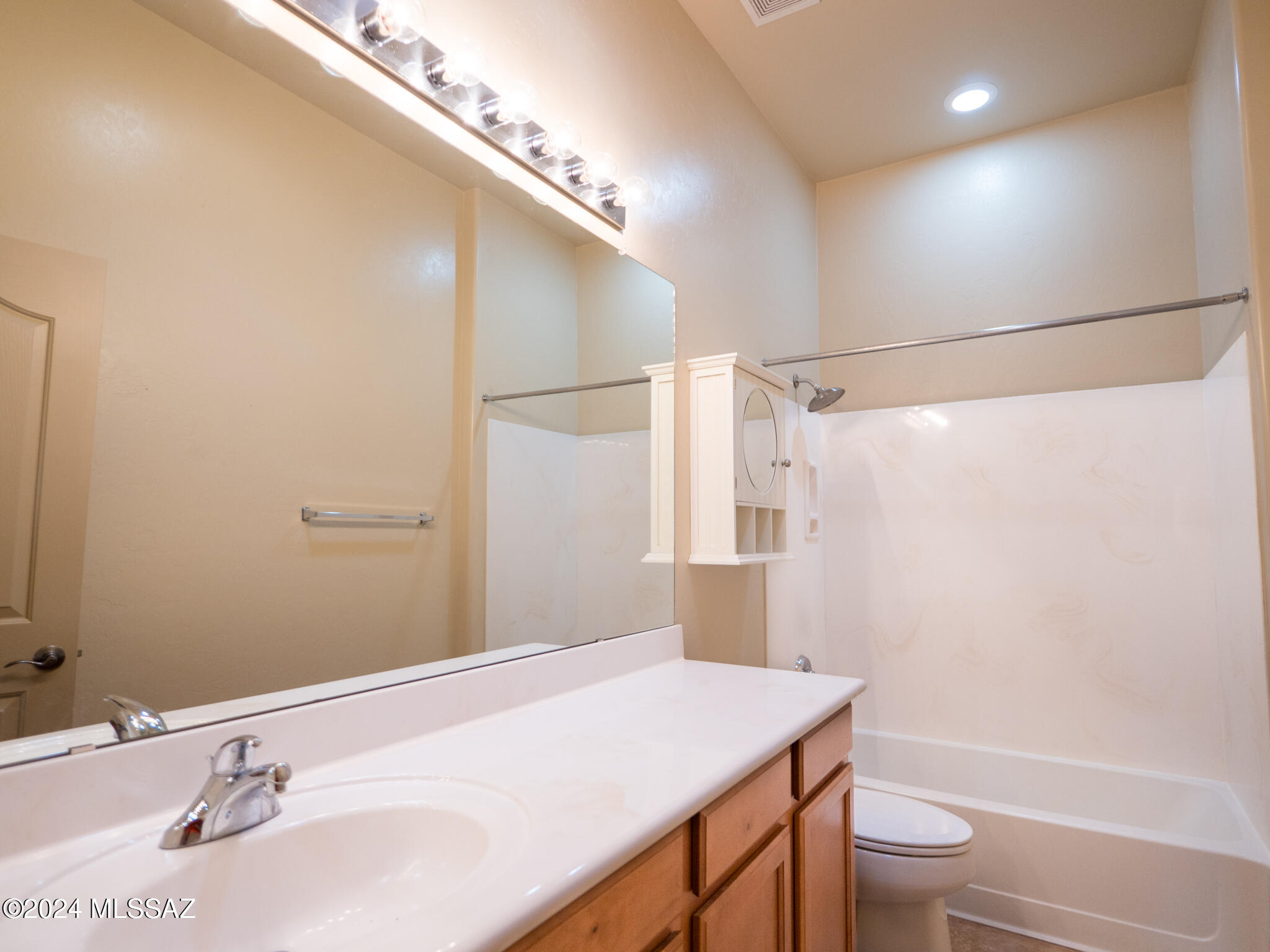 Civano 1 (166-527) - Residential Lease