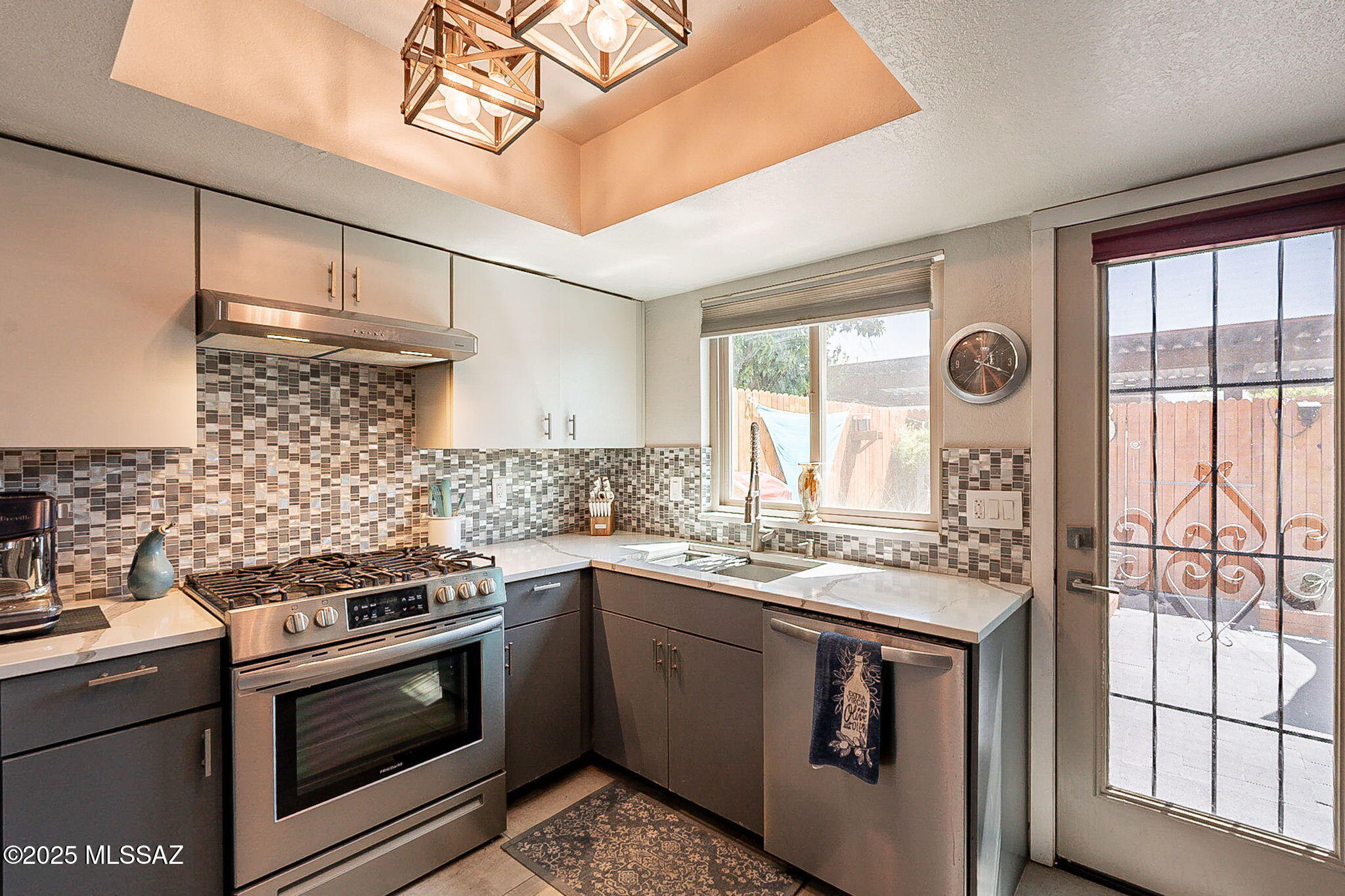 Casas Presidio Condos. - Residential