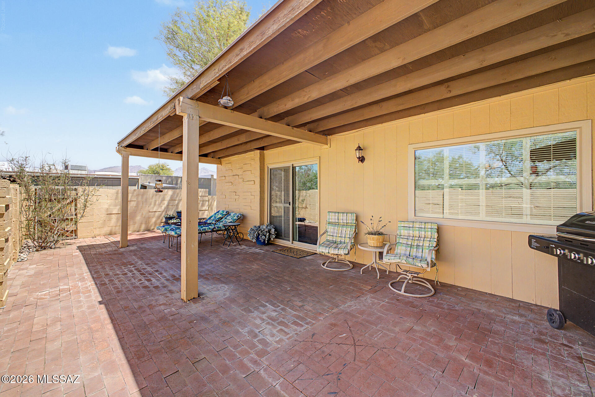 Pantano Park Townhouses - Residential