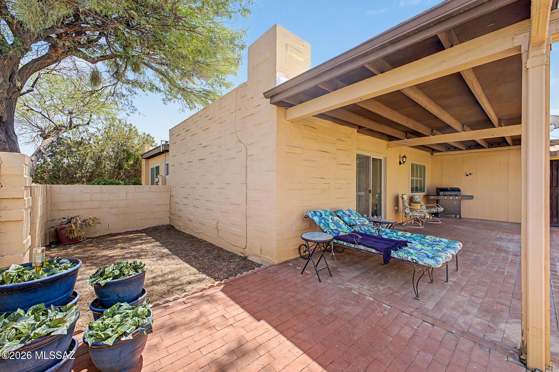 Pantano Park Townhouses - Residential