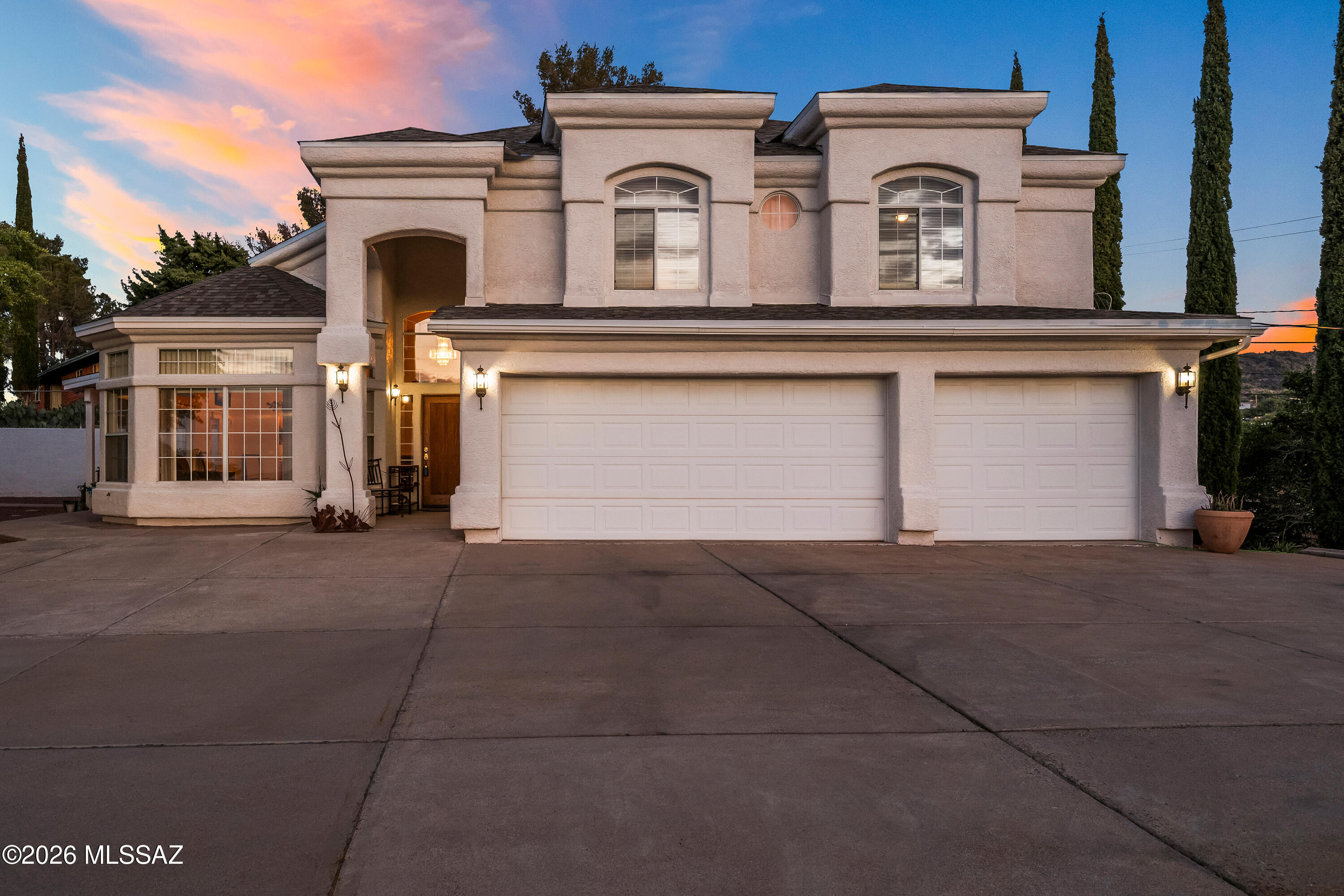 Los Robles Estates - Residential