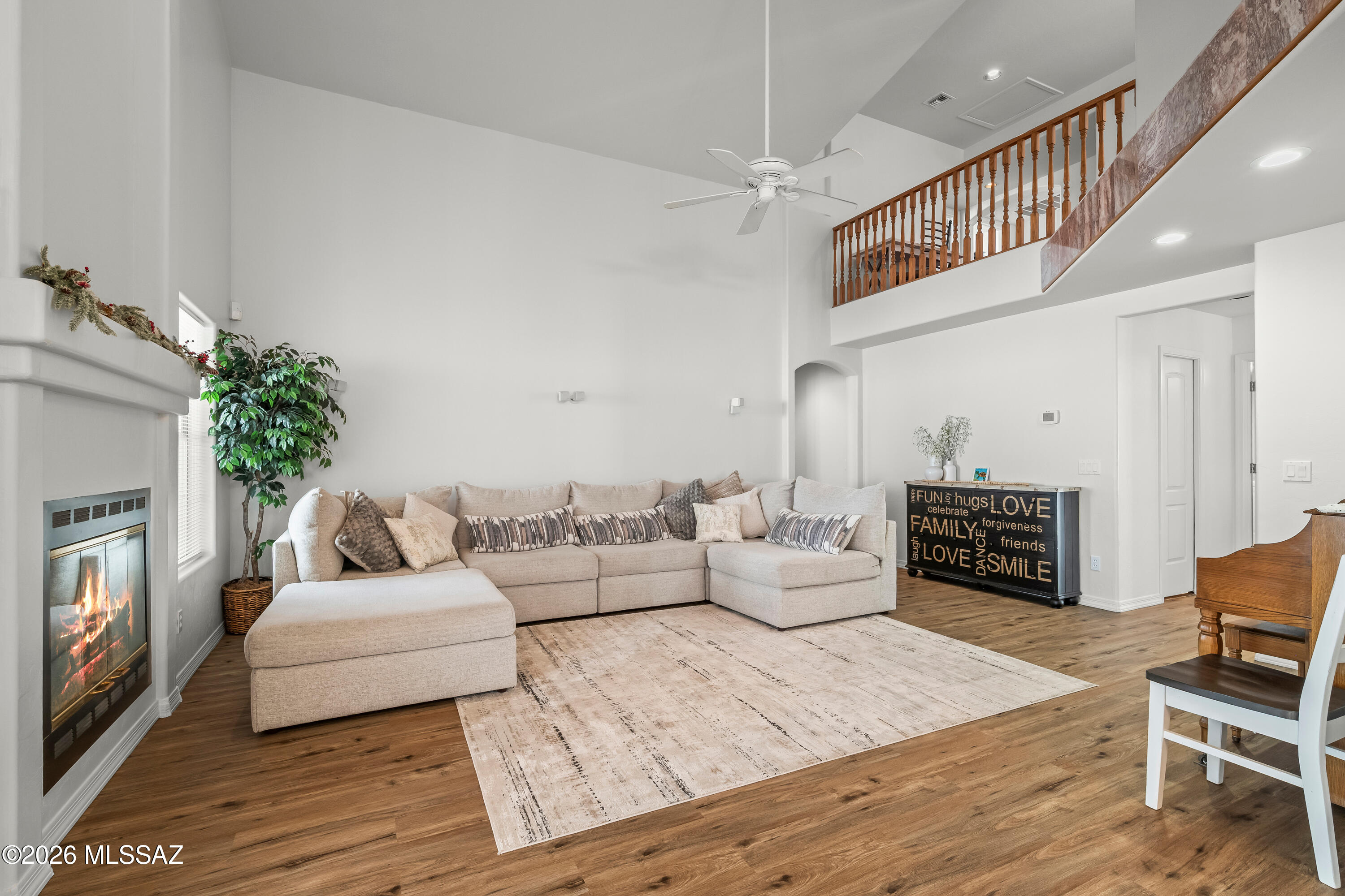 Los Robles Estates - Residential