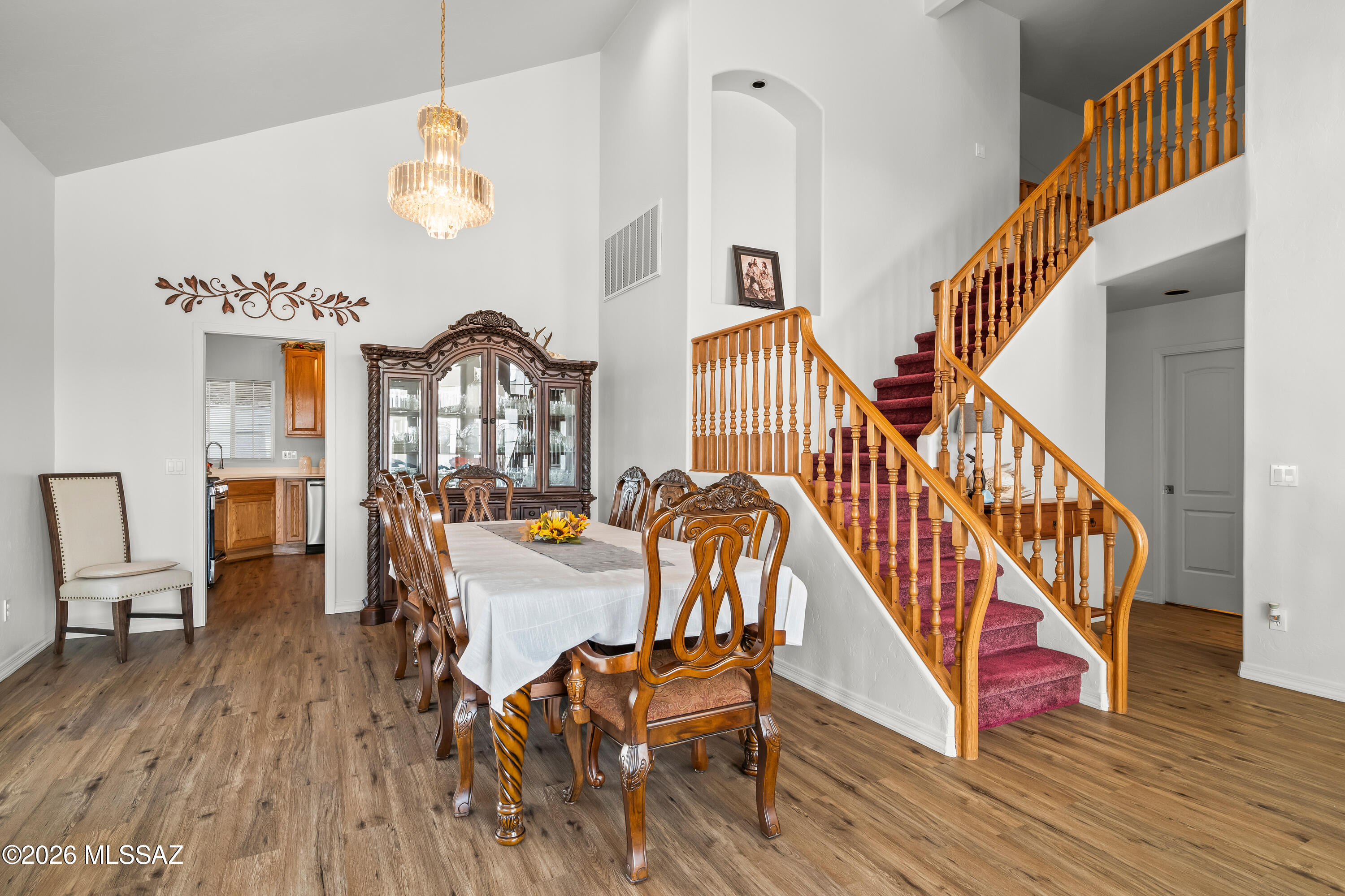 Los Robles Estates - Residential