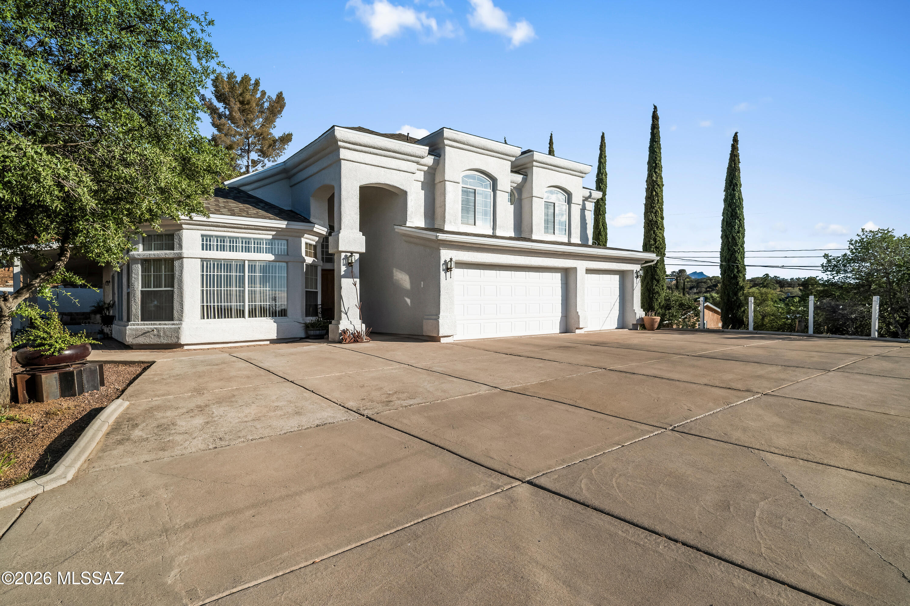 Los Robles Estates - Residential