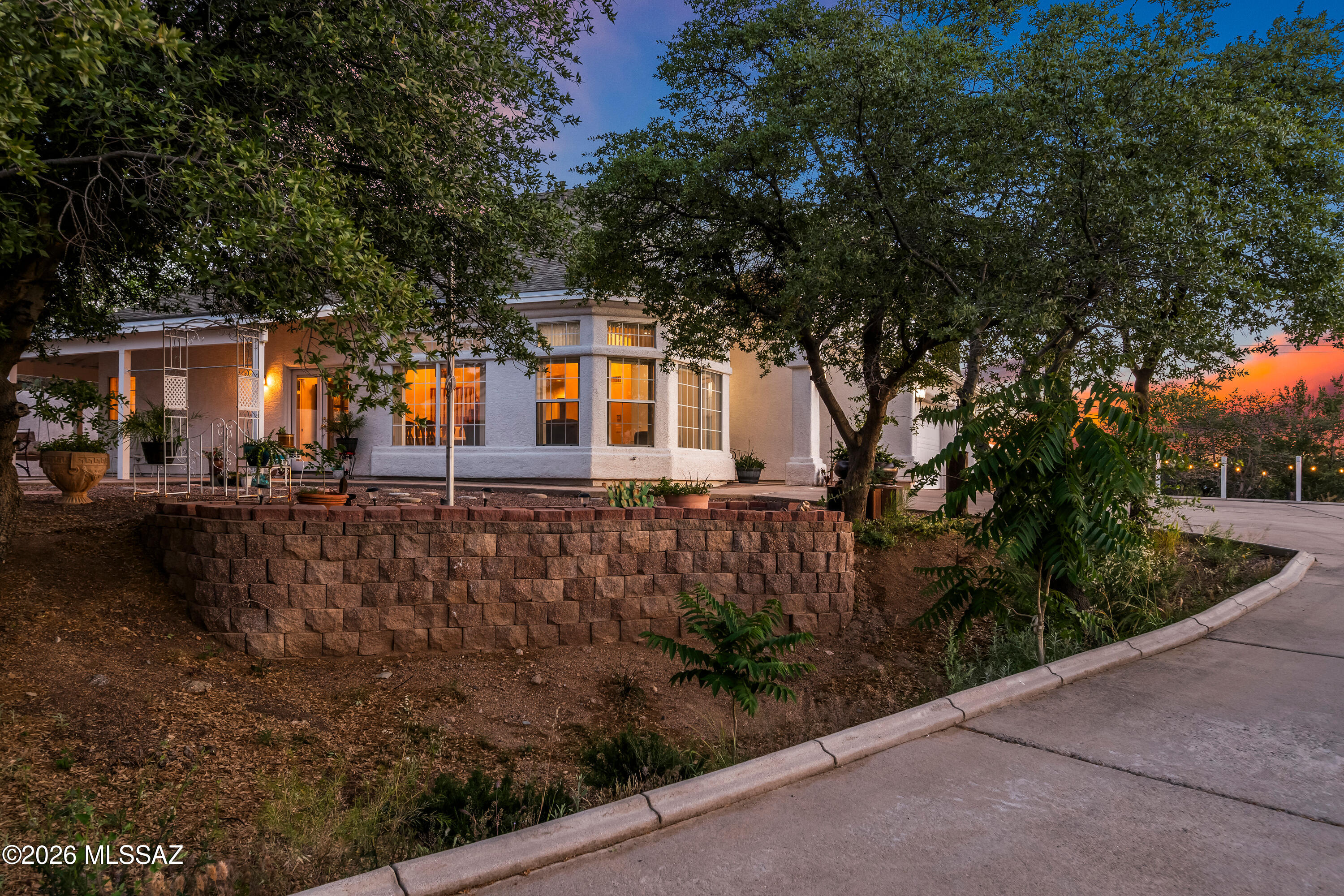 Los Robles Estates - Residential