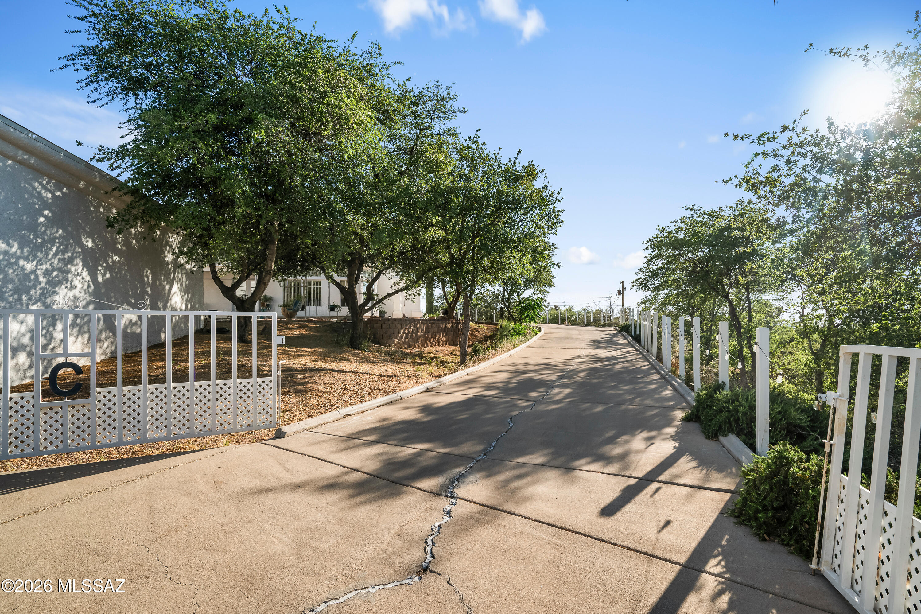 Los Robles Estates - Residential