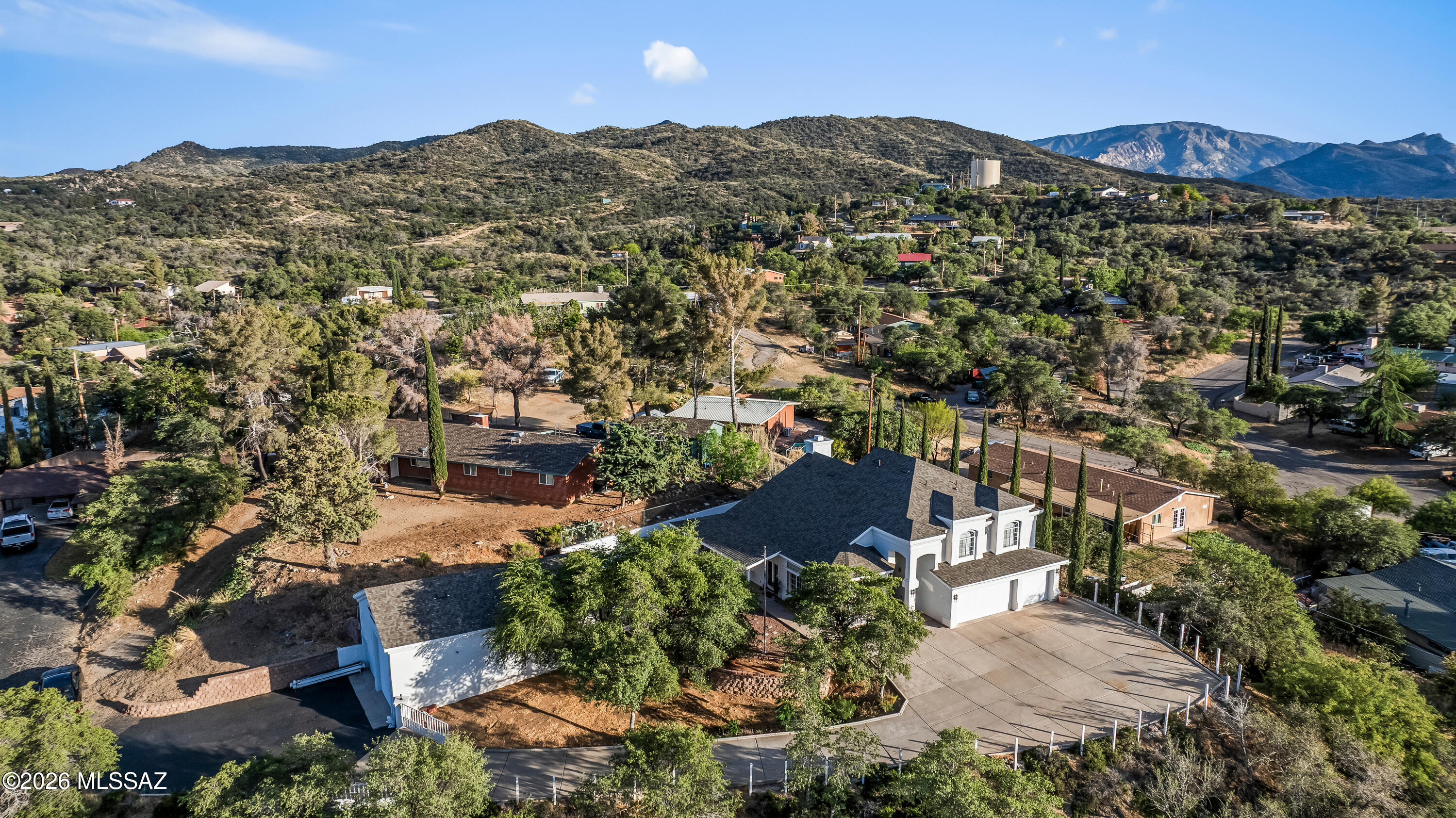 Los Robles Estates - Residential