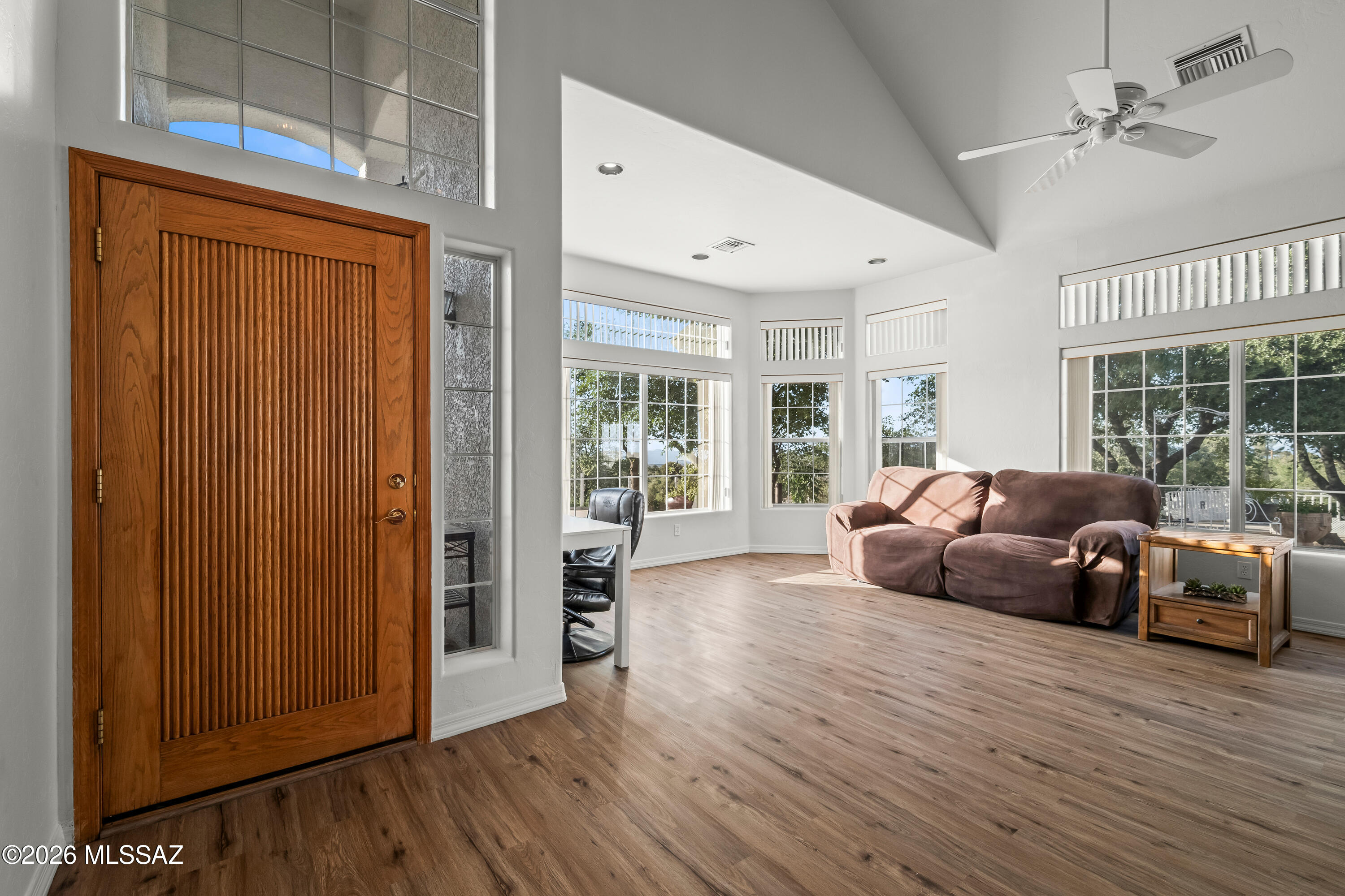 Los Robles Estates - Residential