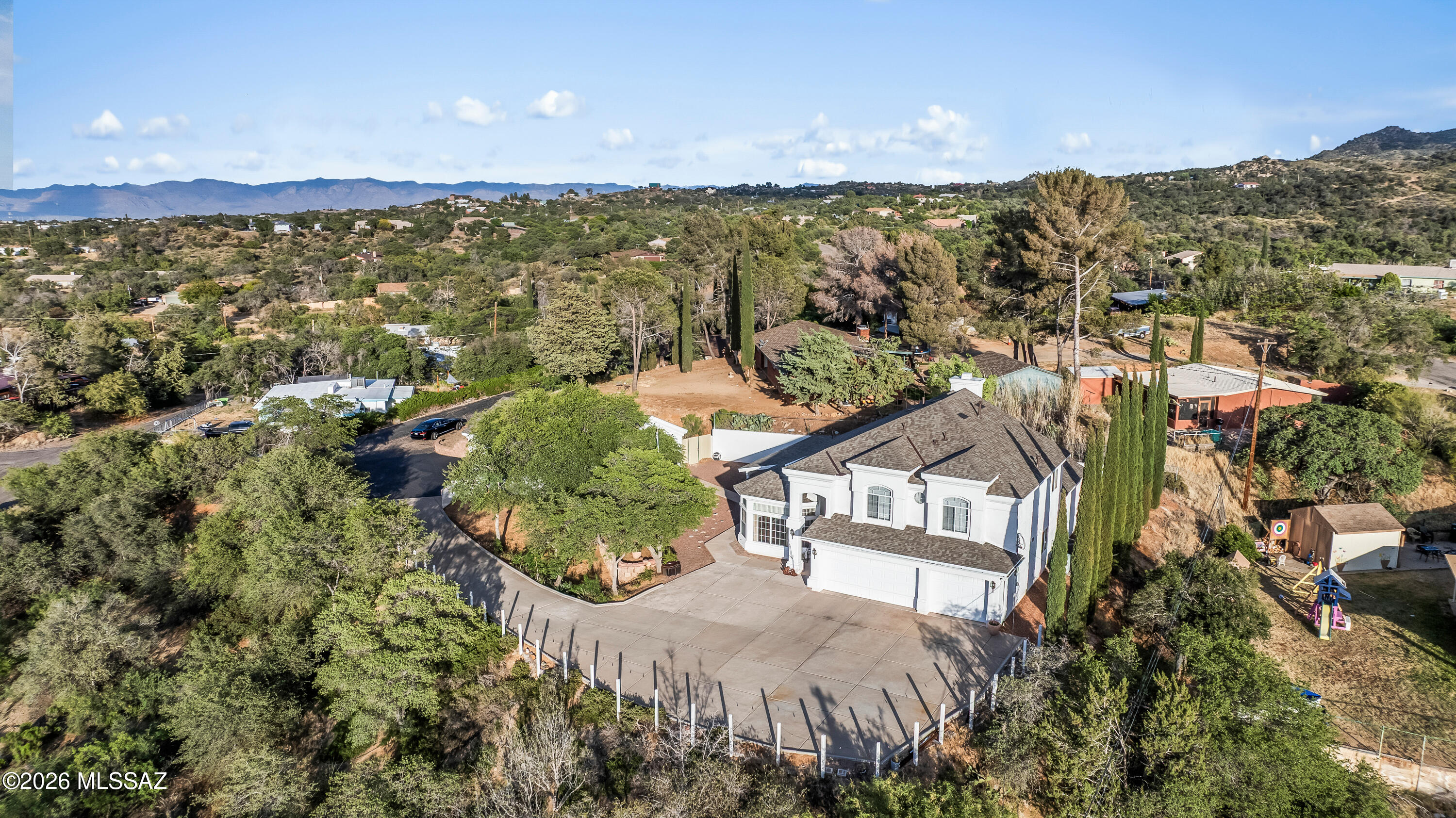 Los Robles Estates - Residential