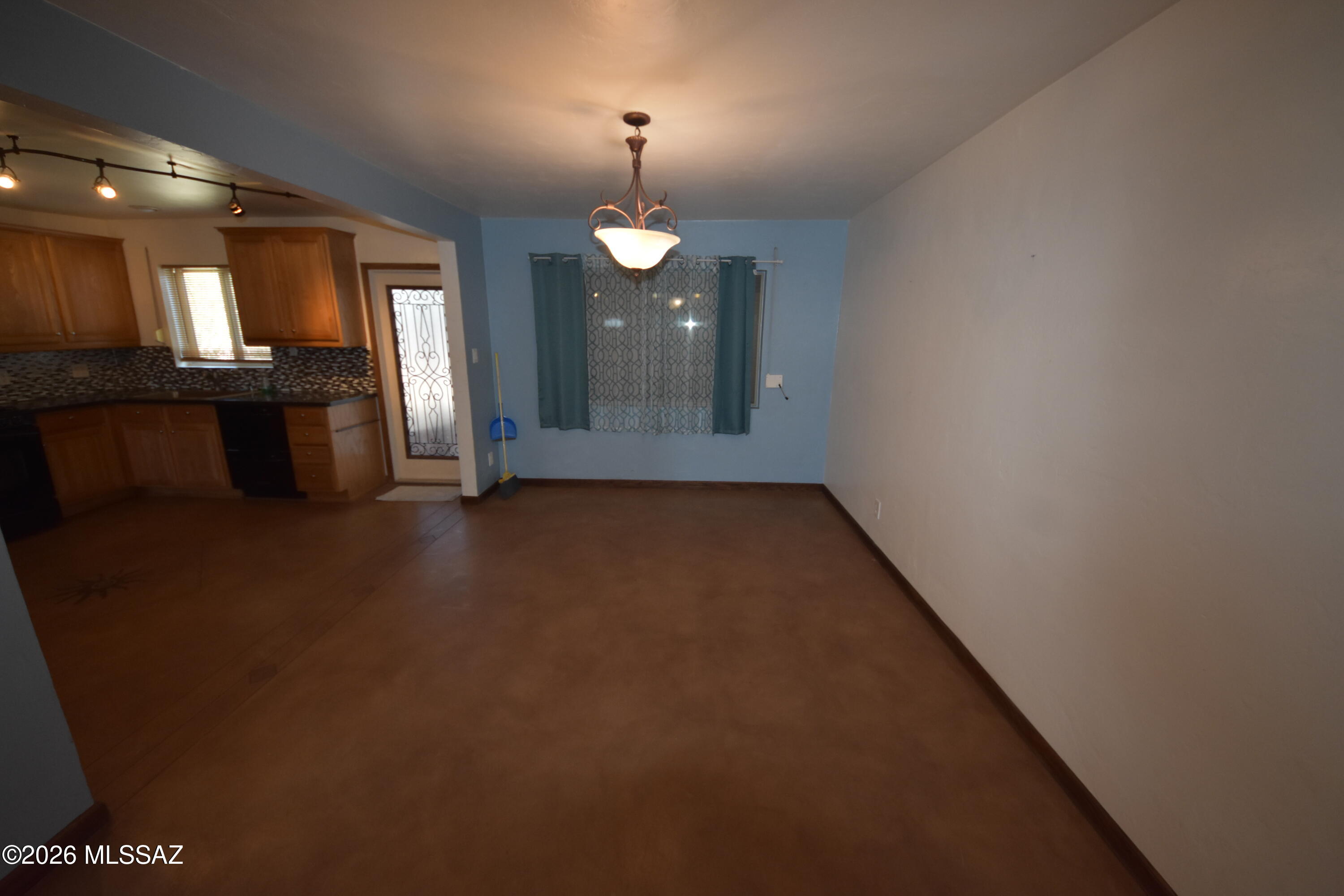 Manana Vista Blks (16-20) - Residential Lease