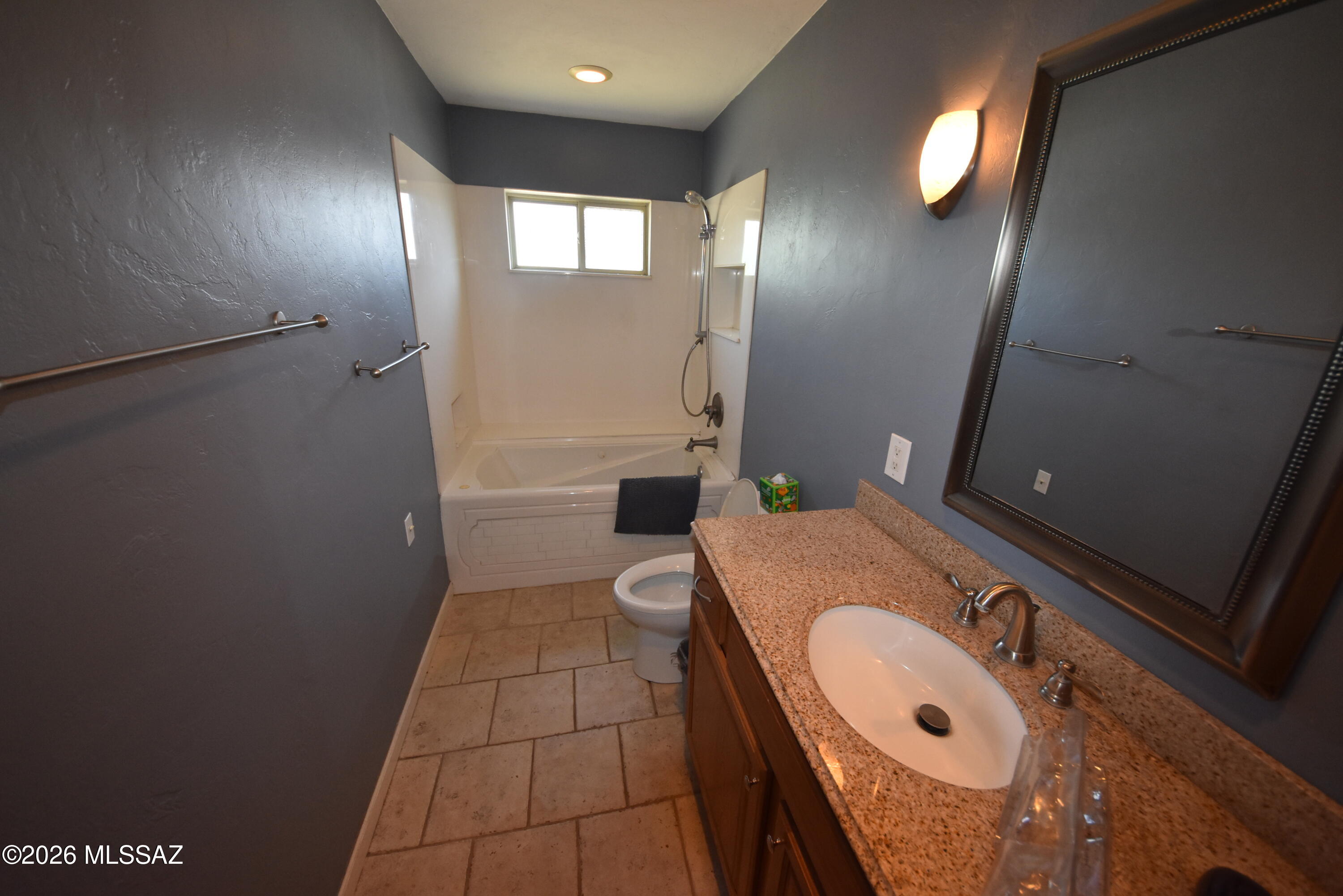 Manana Vista Blks (16-20) - Residential Lease