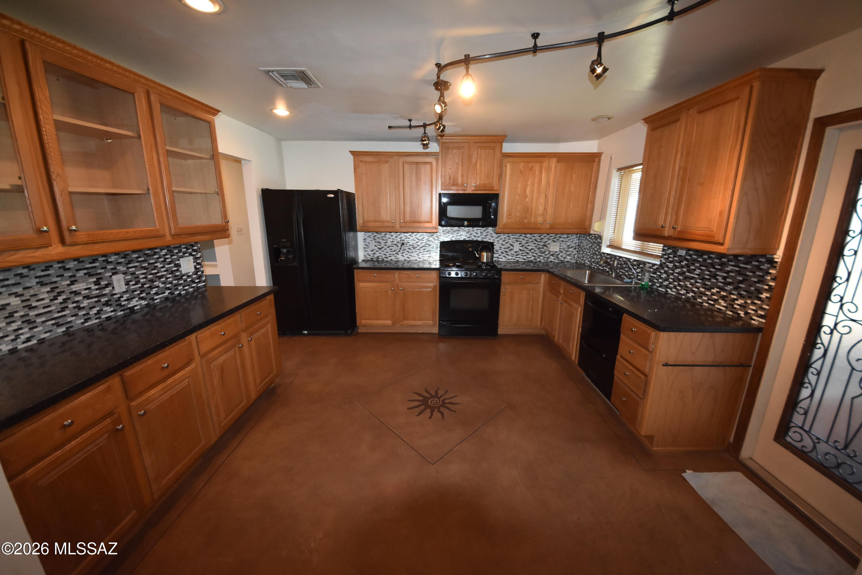 Manana Vista Blks (16-20) - Residential Lease