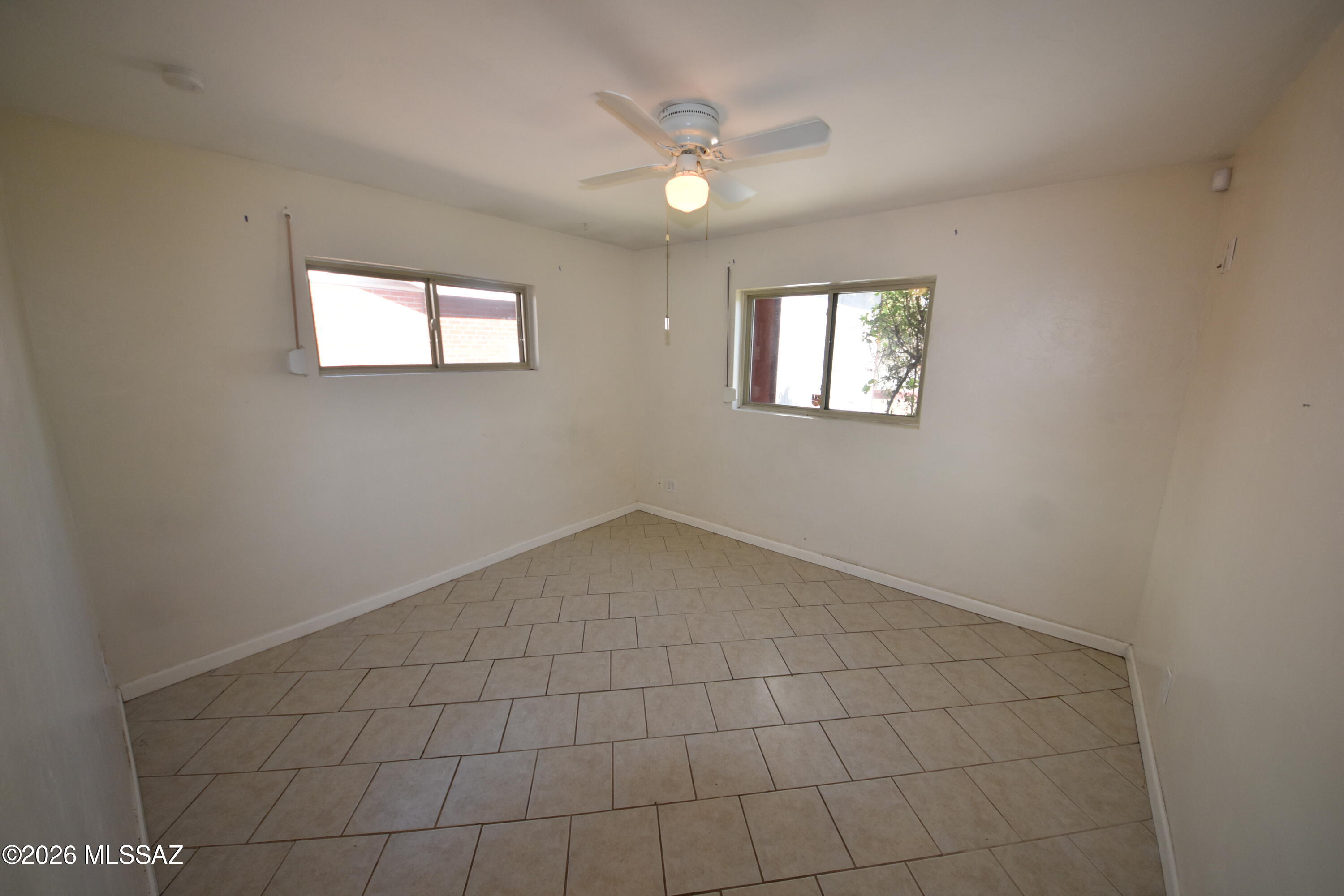 Manana Vista Blks (16-20) - Residential Lease