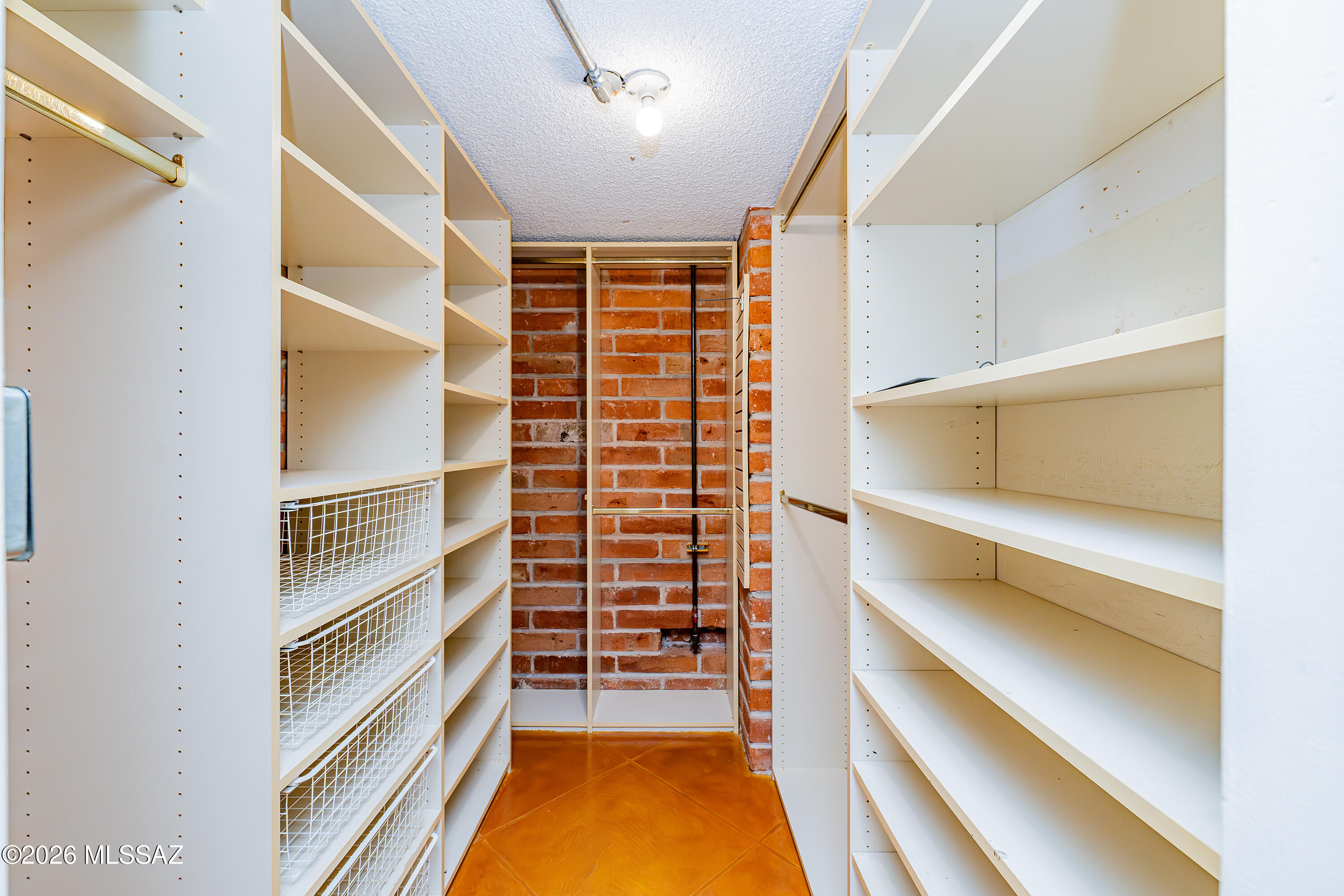 Dateland(1-9) - Residential