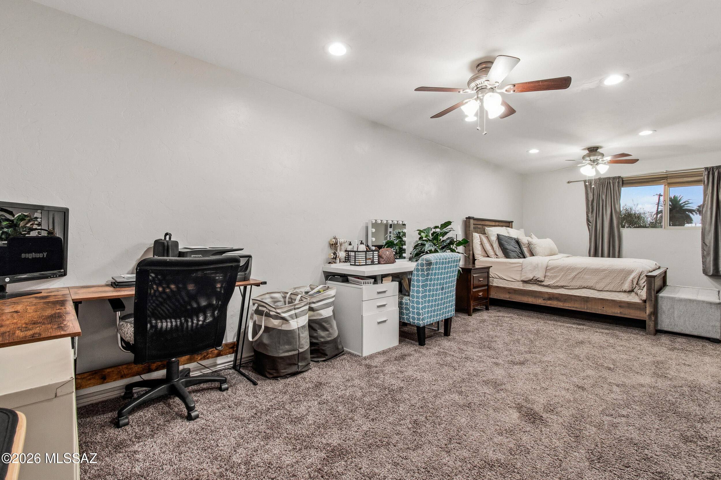 Longview Estates (194-470) - Residential