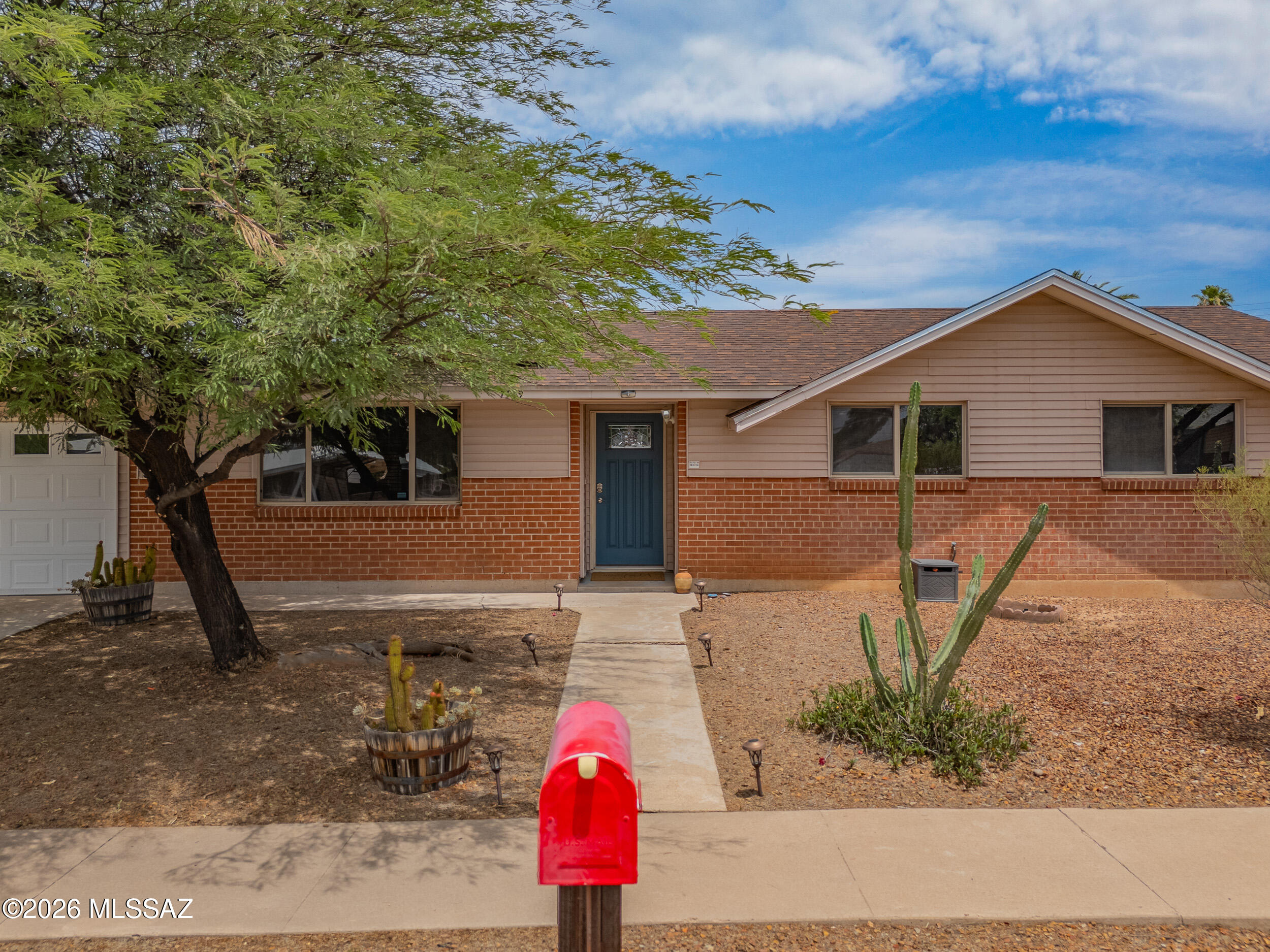 Longview Estates (194-470) - Residential