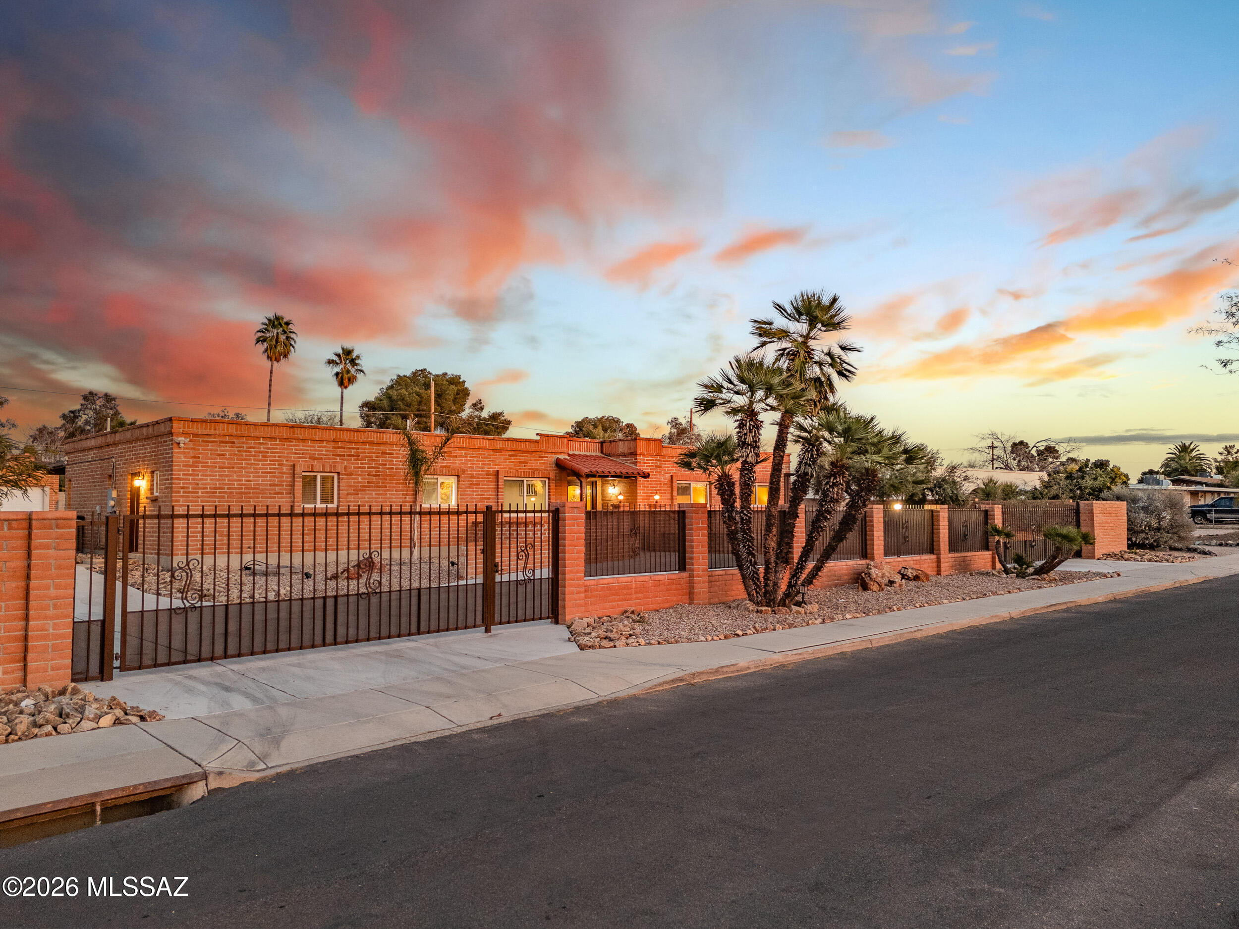 Wilshire Heights - Residential
