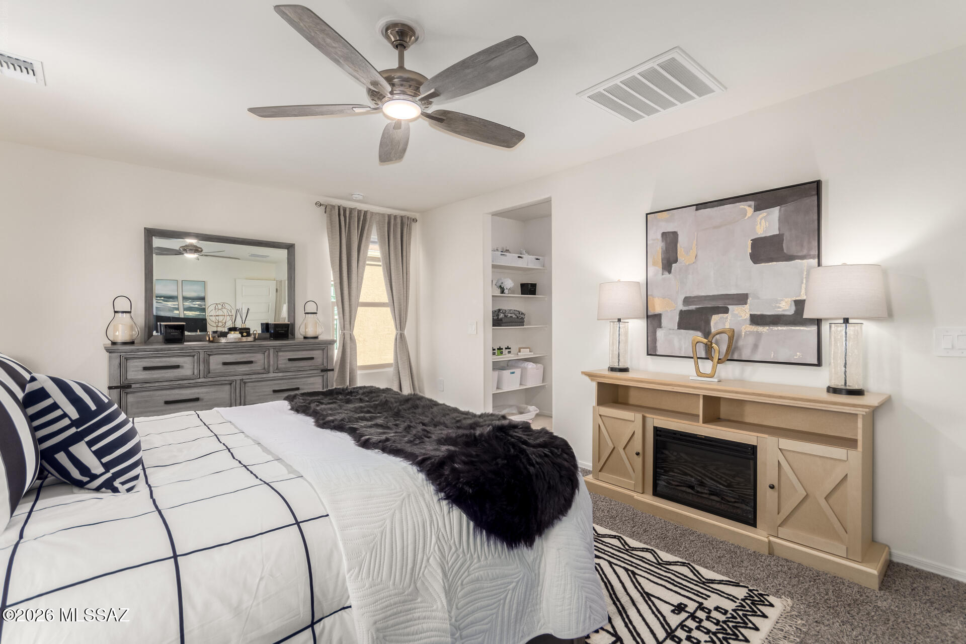Saguaro Bloom SQ20180540069 - Residential Lease