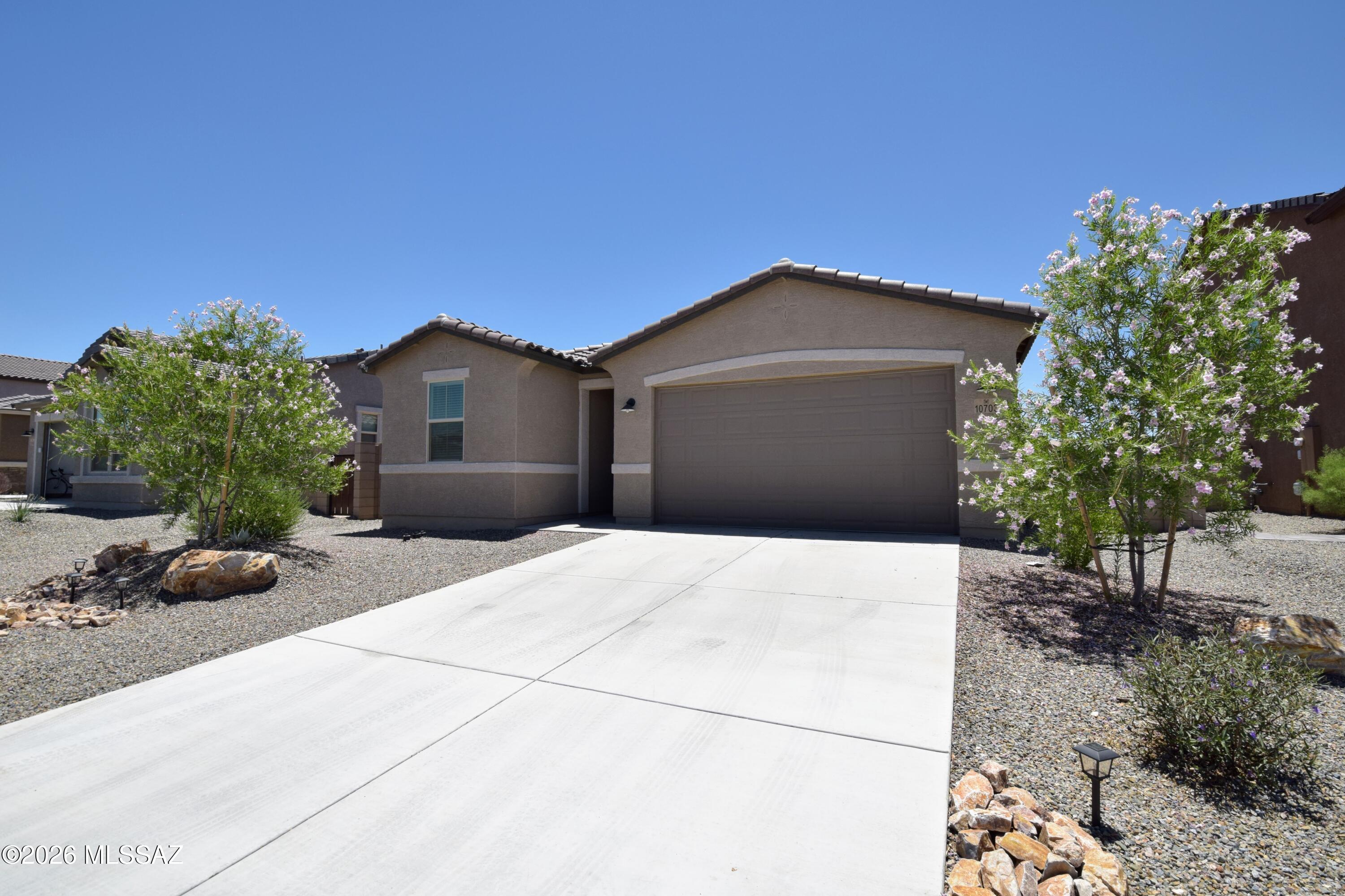 Gladden Farms Block 33 - Residential Lease