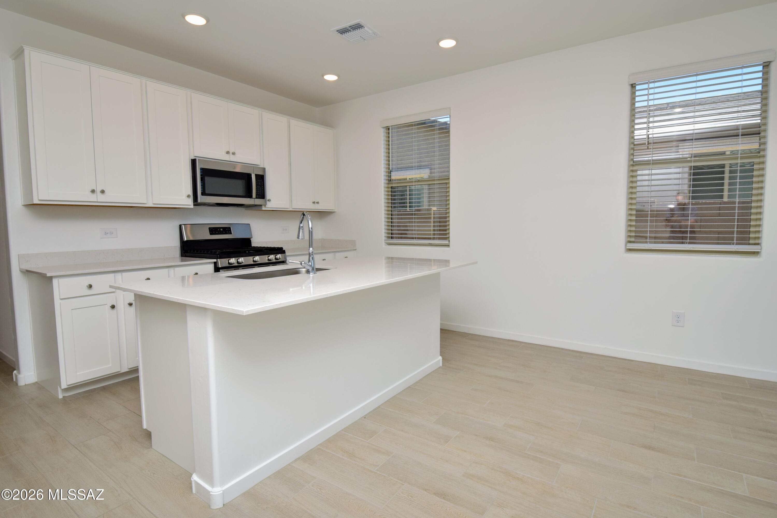 Gladden Farms Block 33 - Residential Lease