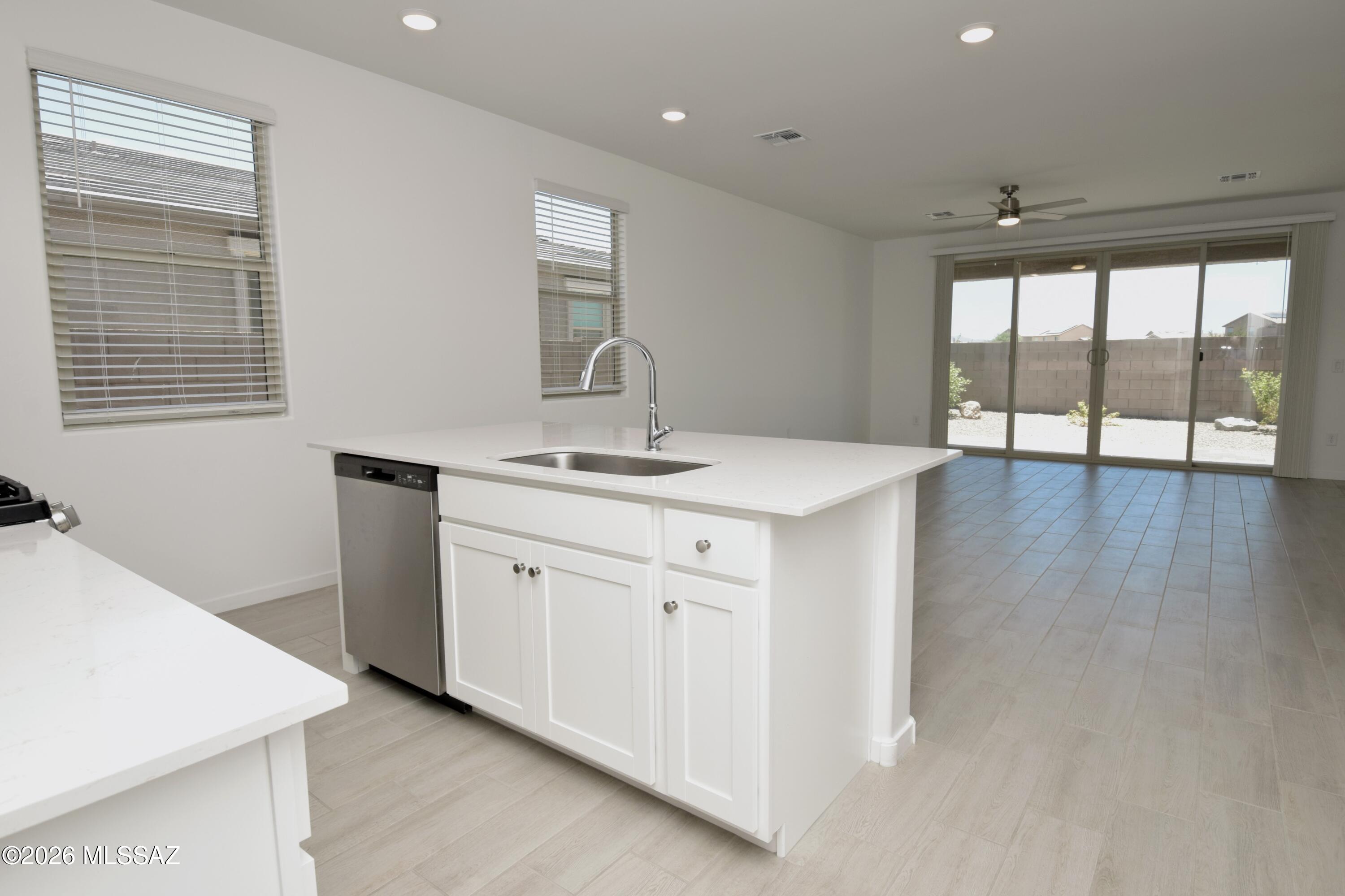 Gladden Farms Block 33 - Residential Lease