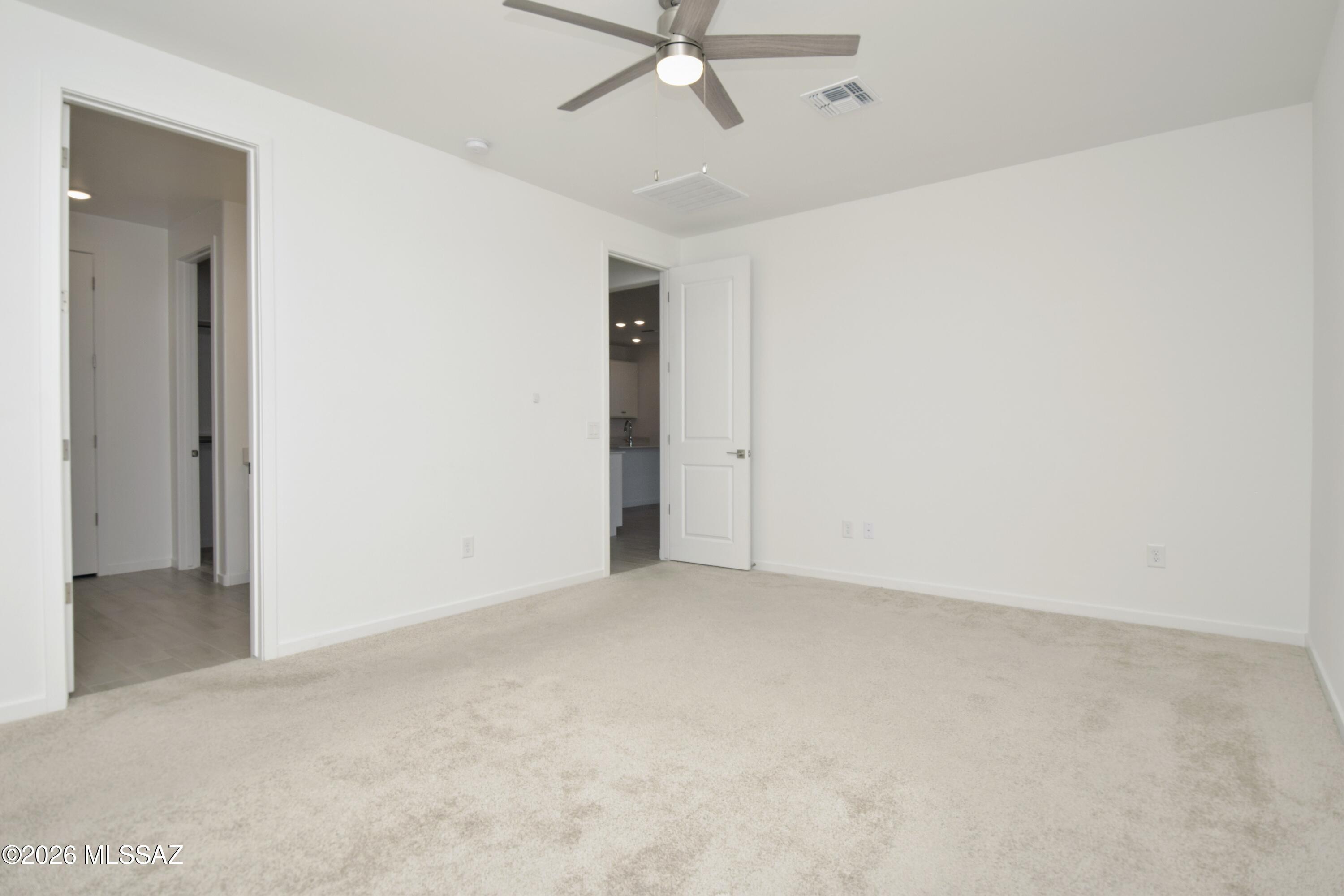 Gladden Farms Block 33 - Residential Lease