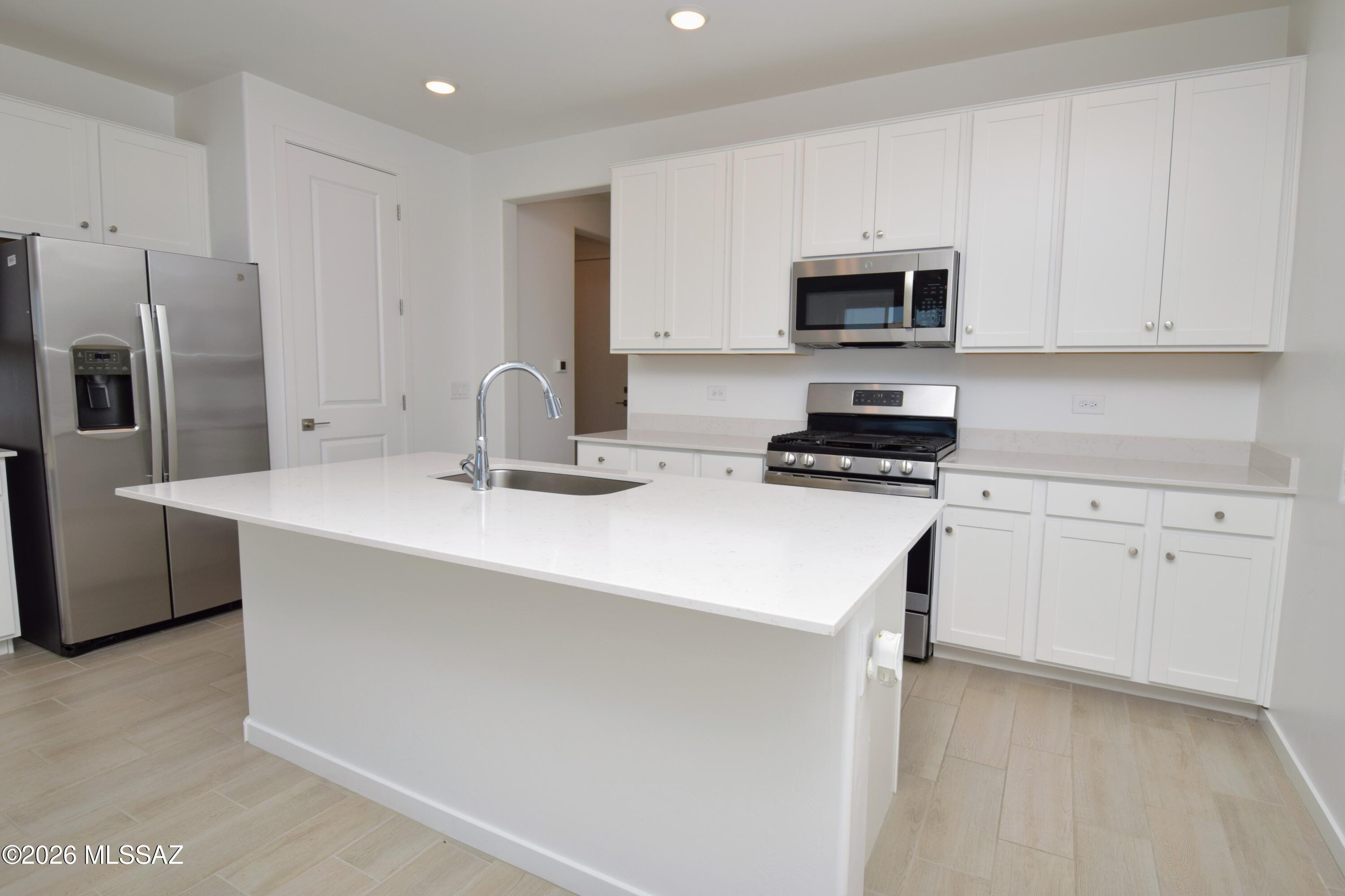 Gladden Farms Block 33 - Residential Lease