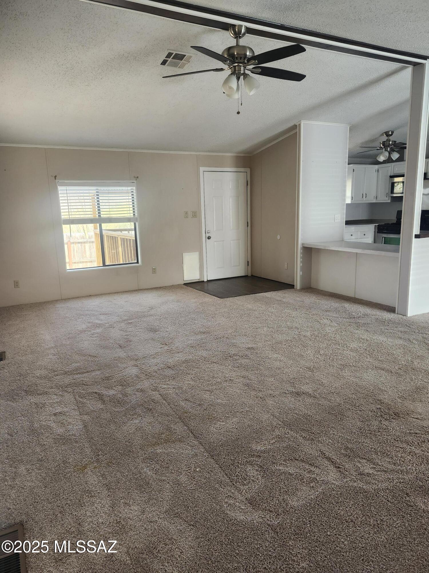 Desert View Est Amd - Residential Lease