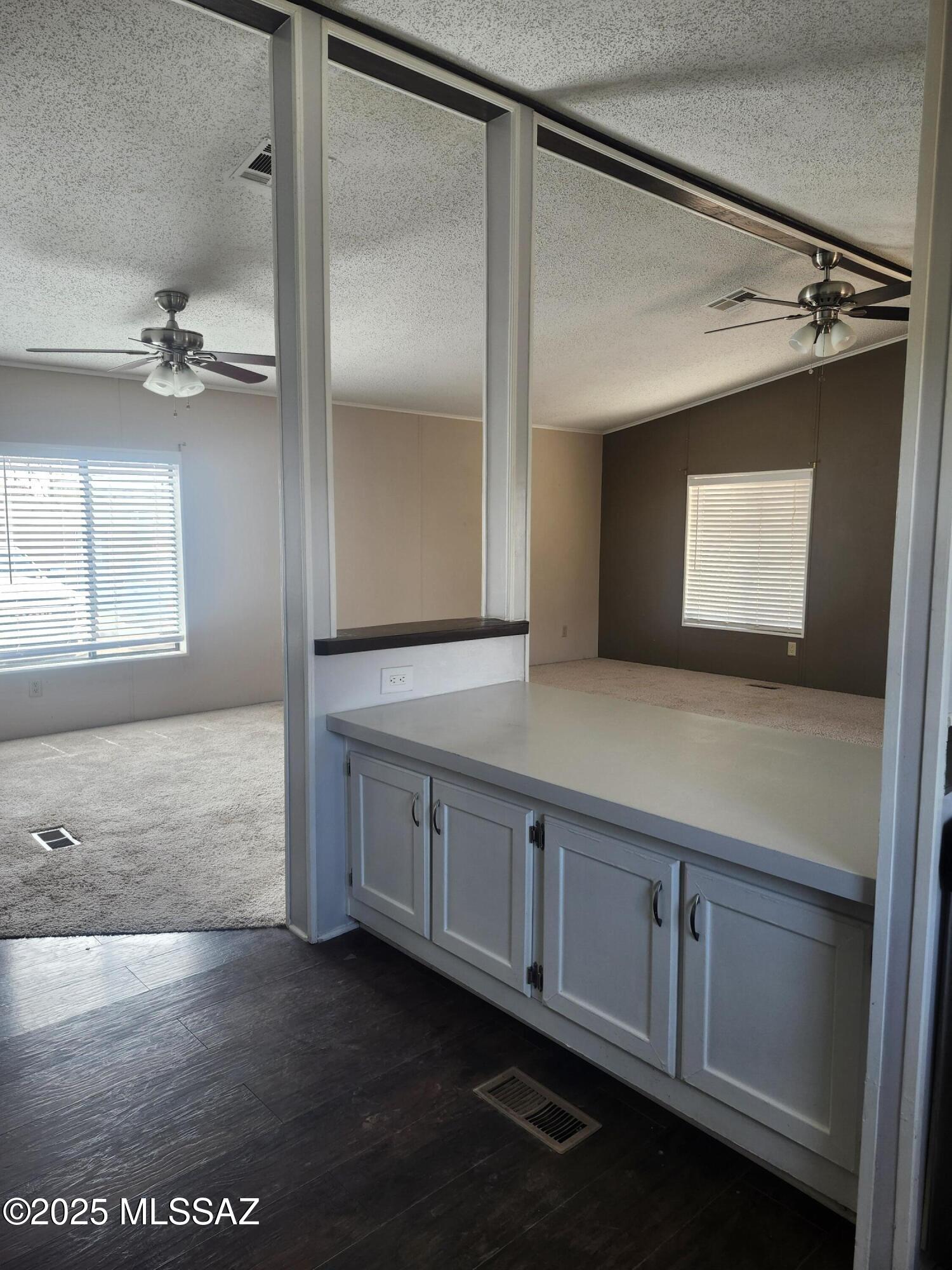 Desert View Est Amd - Residential Lease