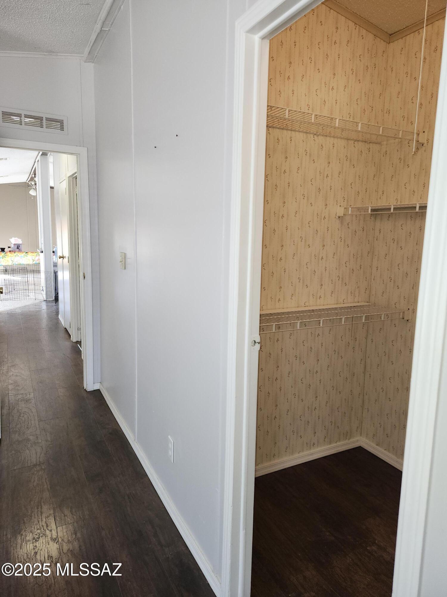 Desert View Est Amd - Residential Lease