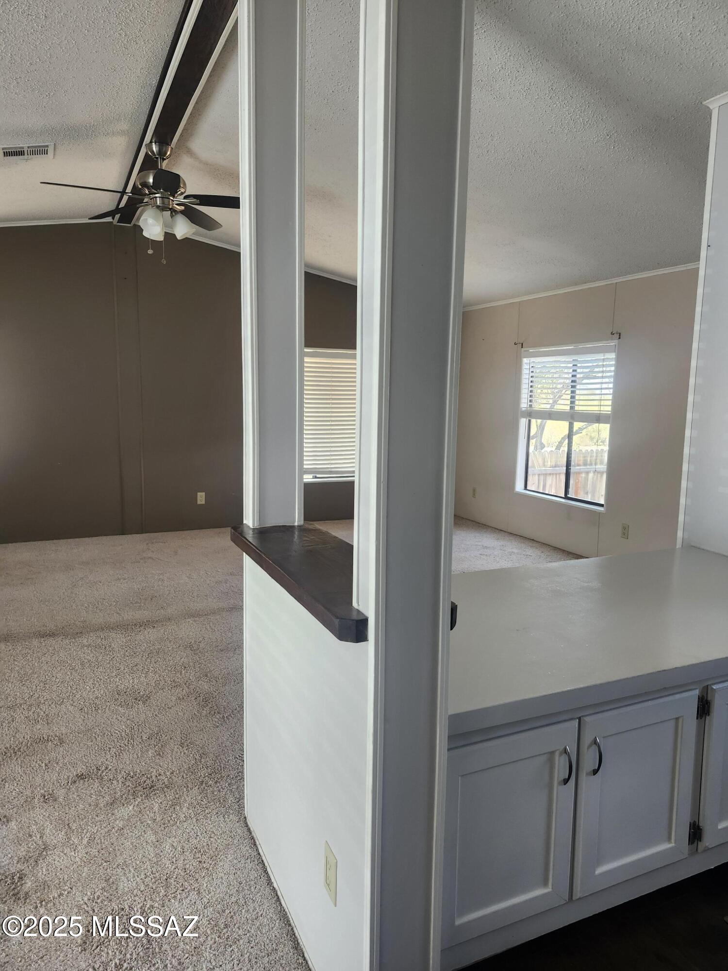 Desert View Est Amd - Residential Lease