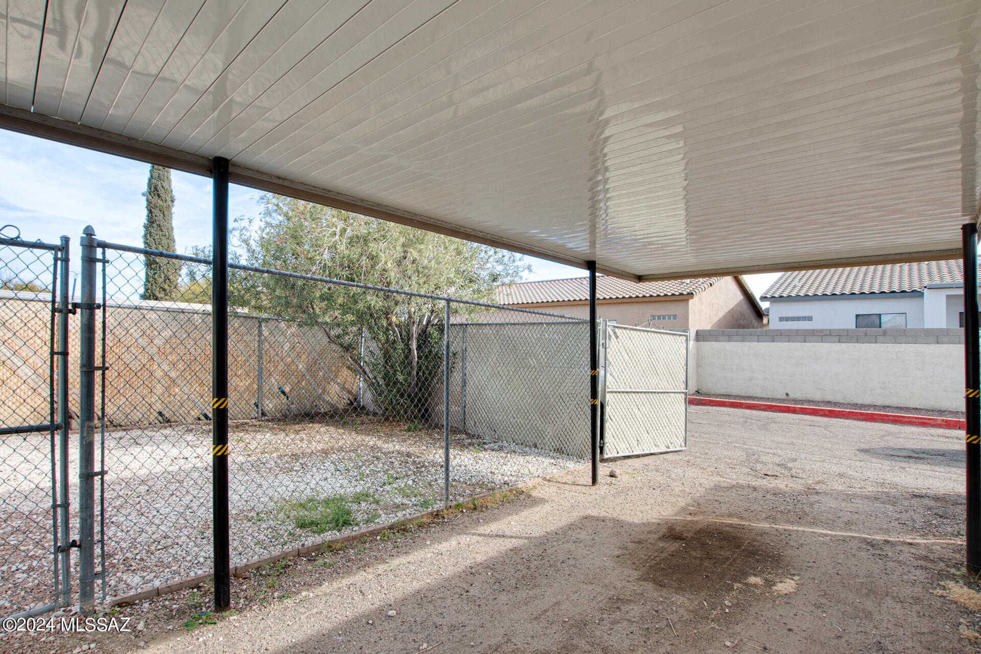 Palm Grove Clusters (186-349, 543) - Residential Lease