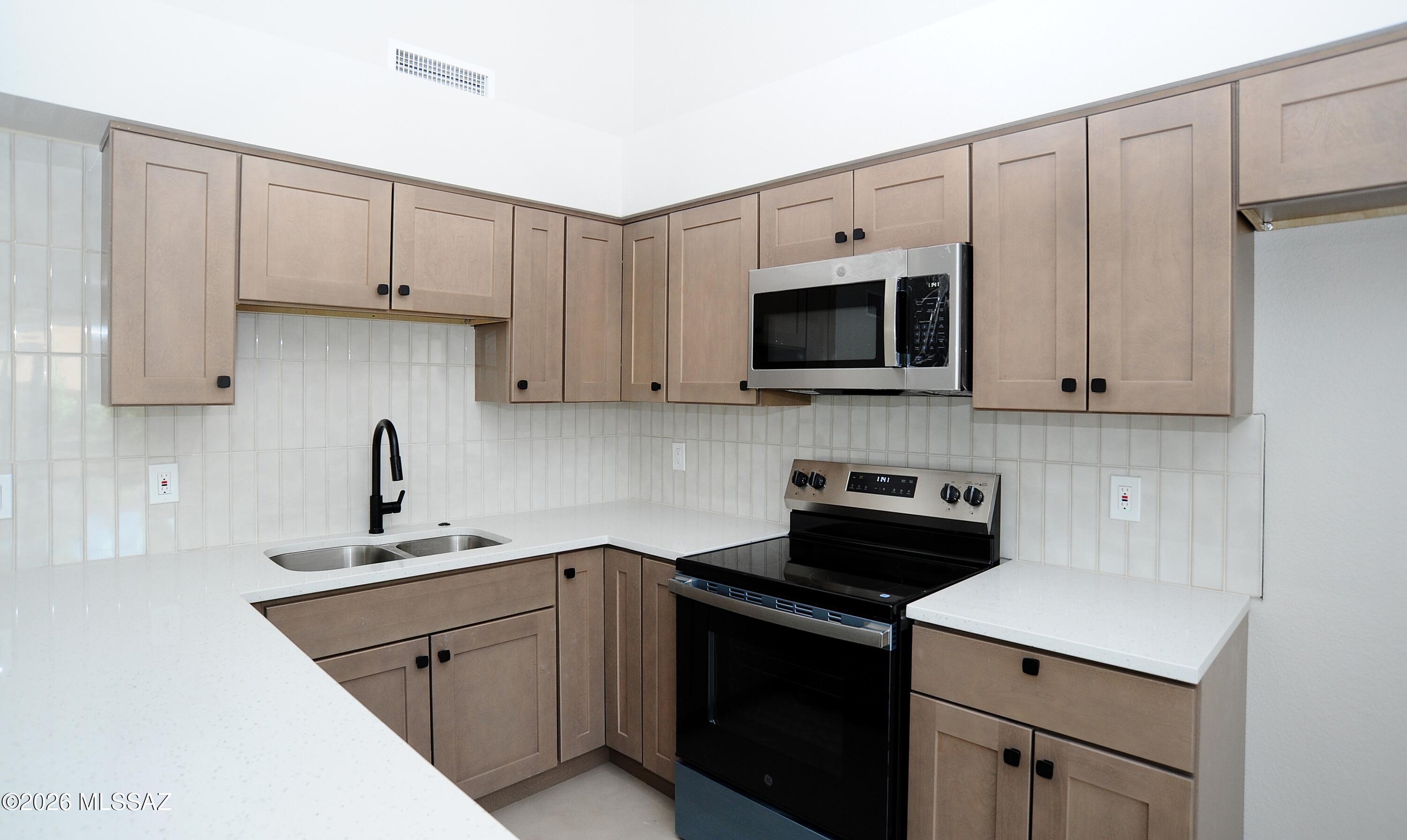 Desert Anchors Townhouses (1-63) - Residential