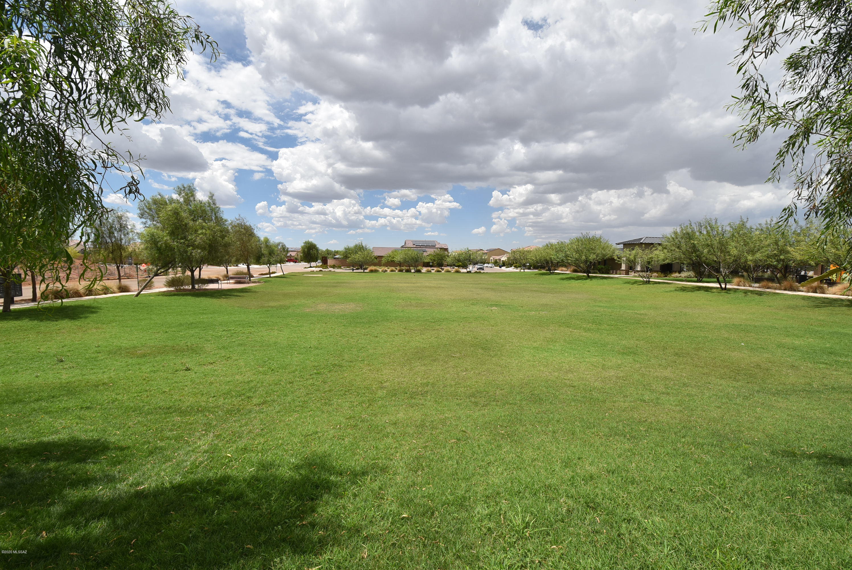 La Estancia De Tucson (1-330) - Residential Lease