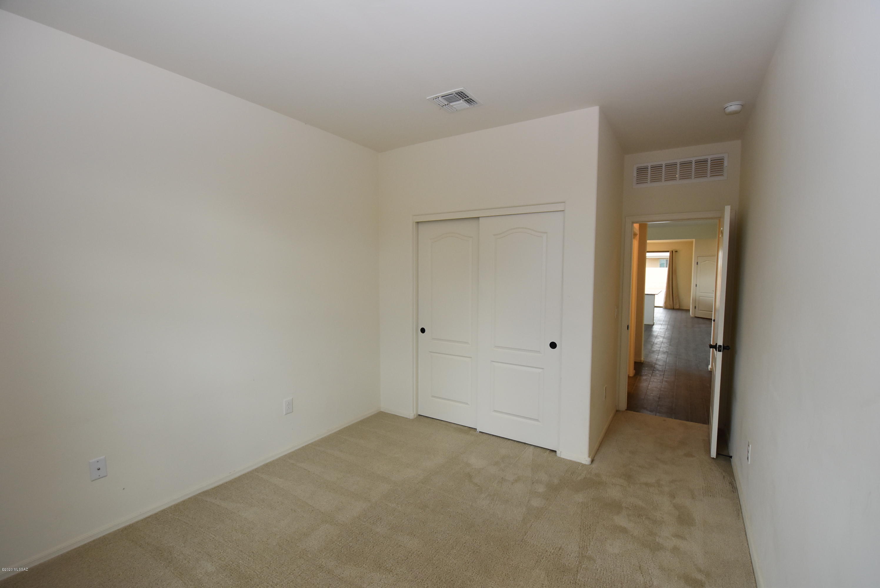 La Estancia De Tucson (1-330) - Residential Lease