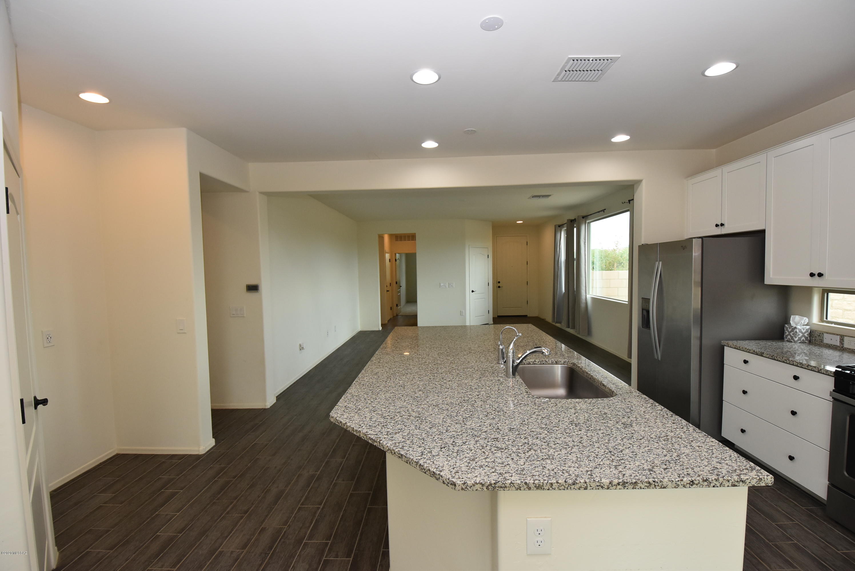 La Estancia De Tucson (1-330) - Residential Lease