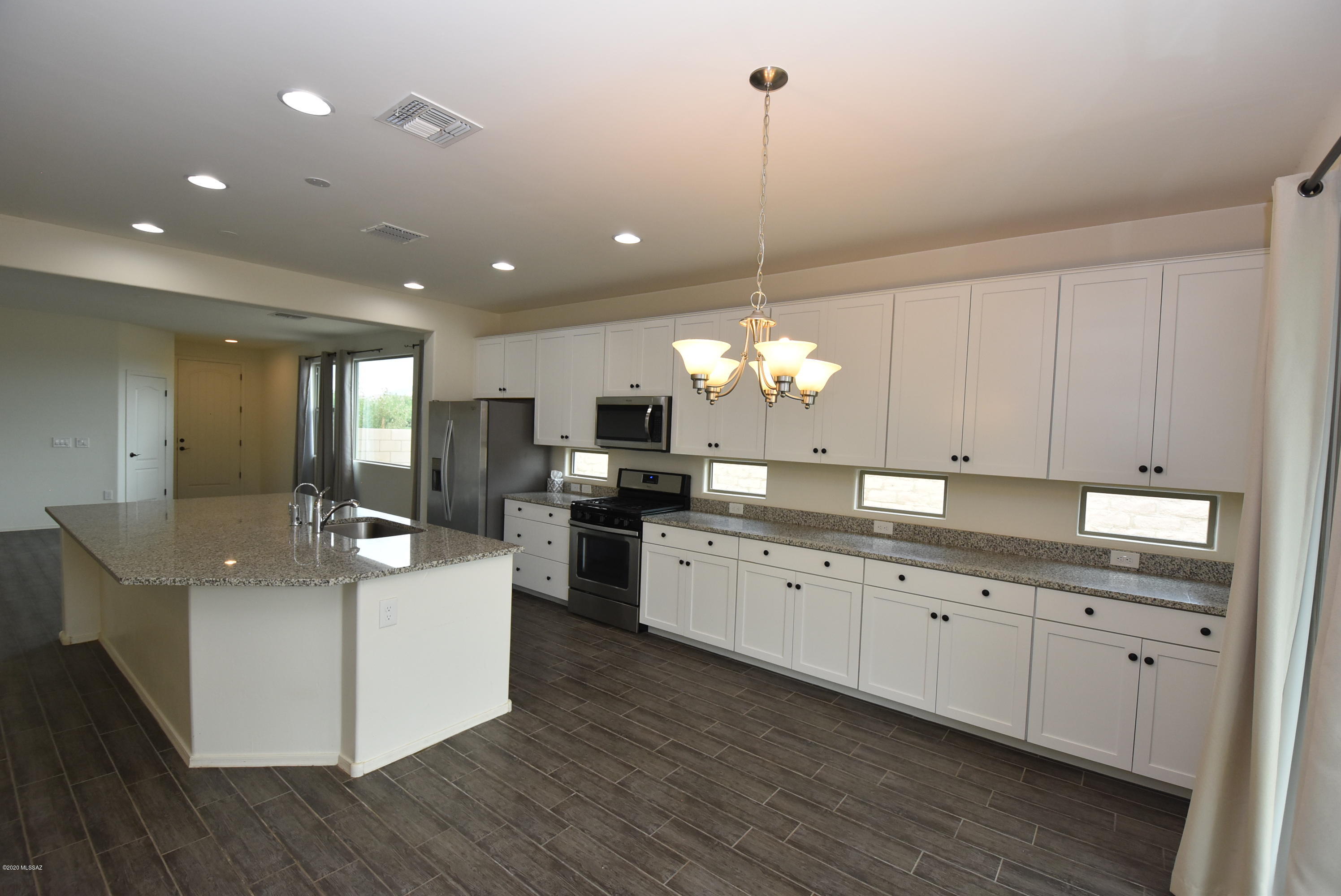 La Estancia De Tucson (1-330) - Residential Lease
