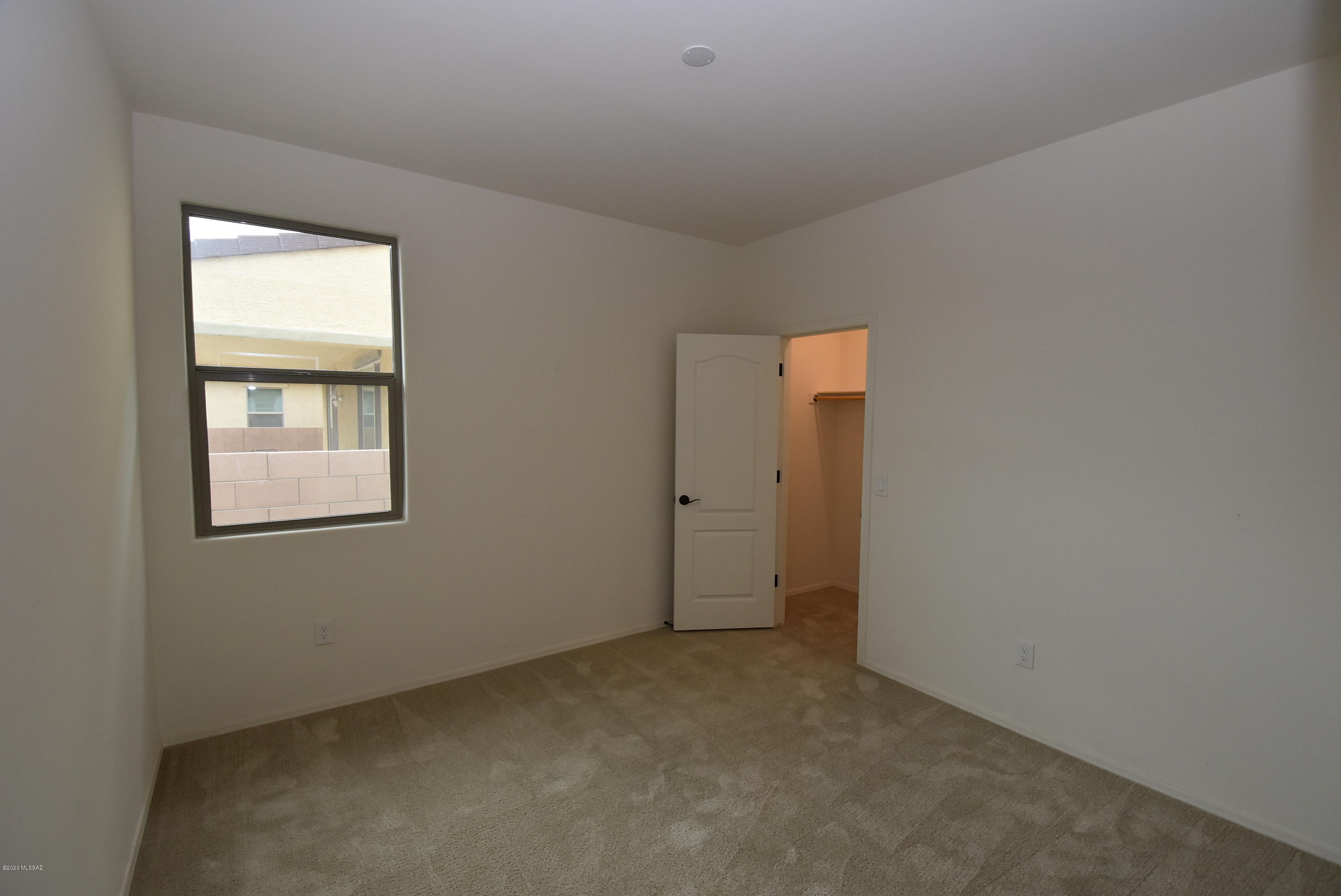 La Estancia De Tucson (1-330) - Residential Lease