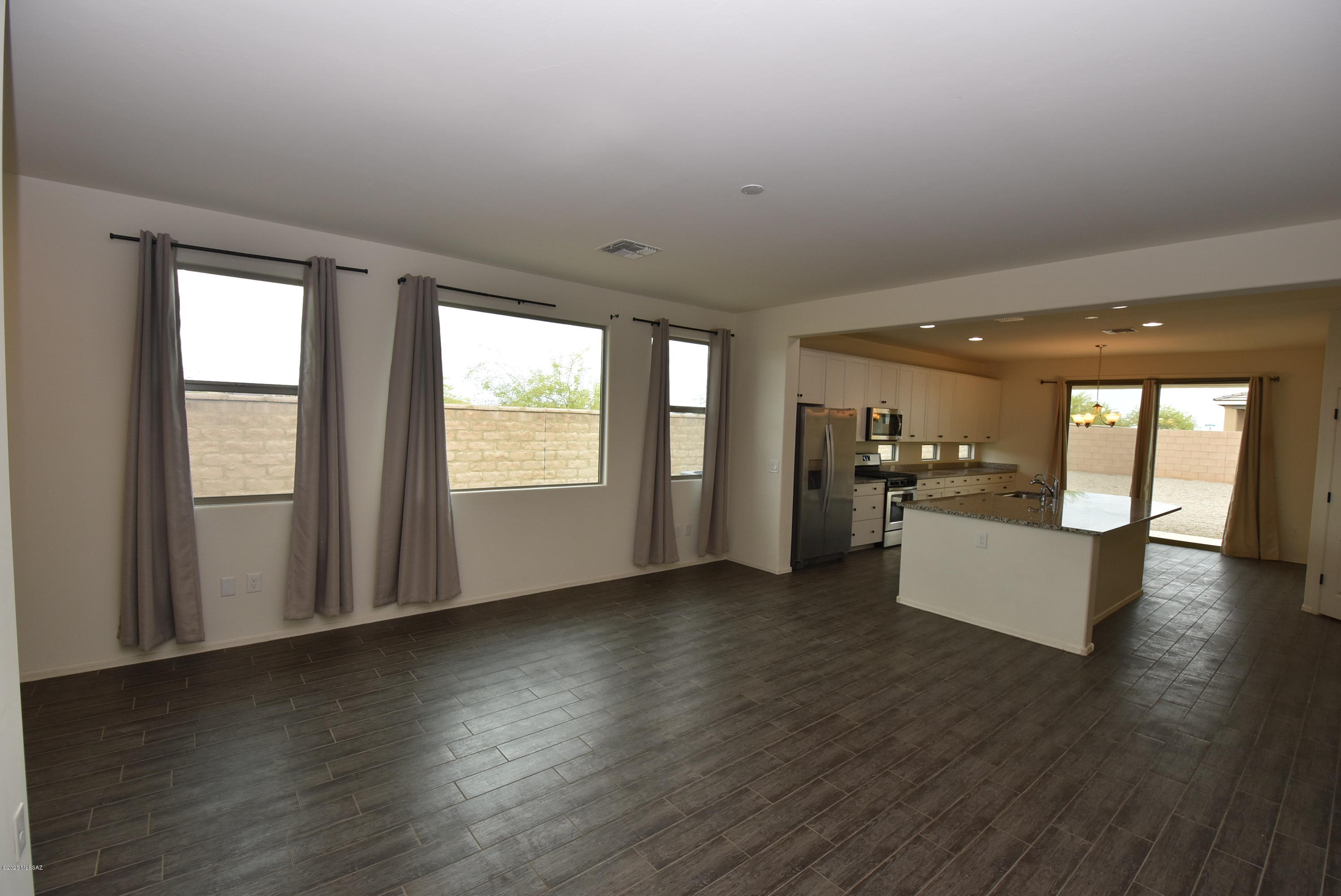 La Estancia De Tucson (1-330) - Residential Lease