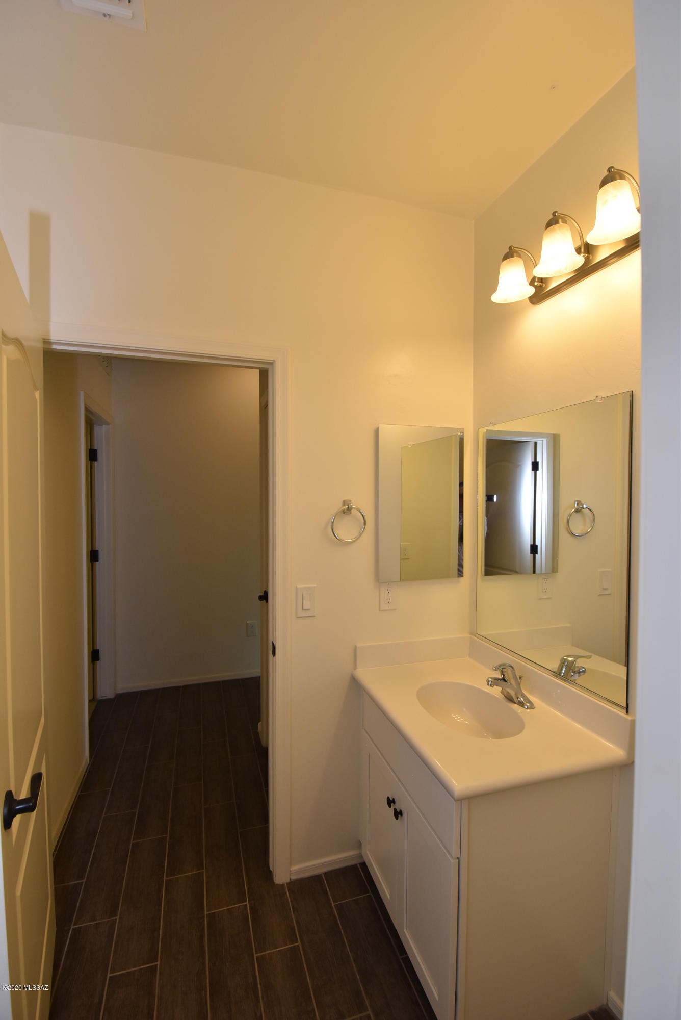 La Estancia De Tucson (1-330) - Residential Lease