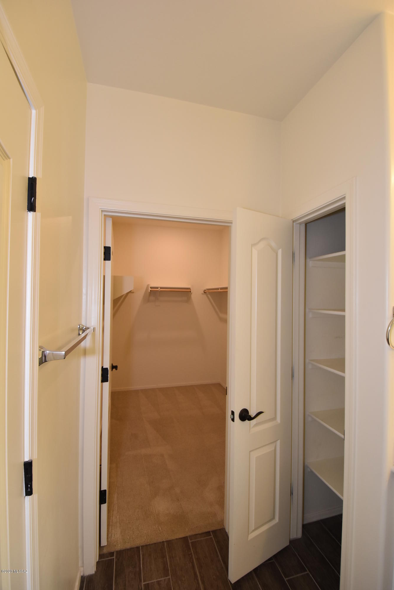 La Estancia De Tucson (1-330) - Residential Lease