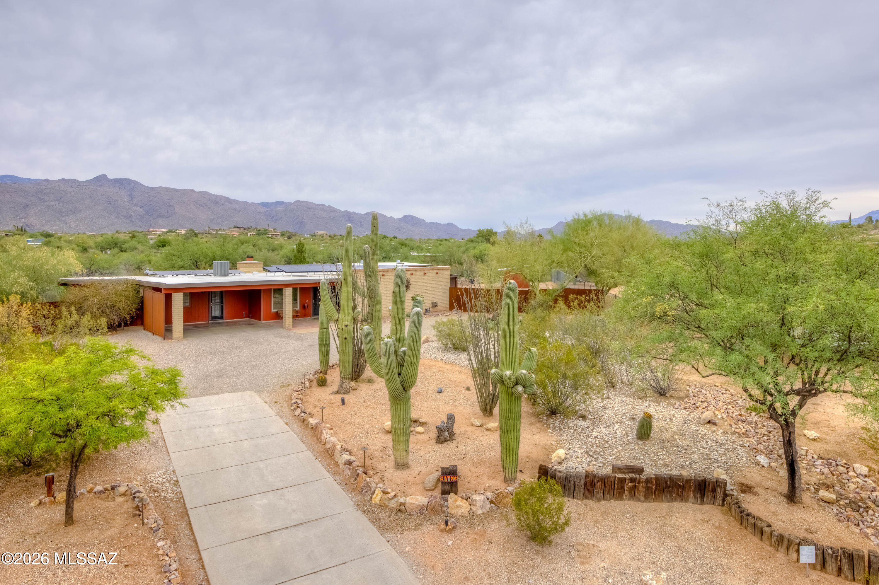 Tres Lomas East  (1-71) - Residential