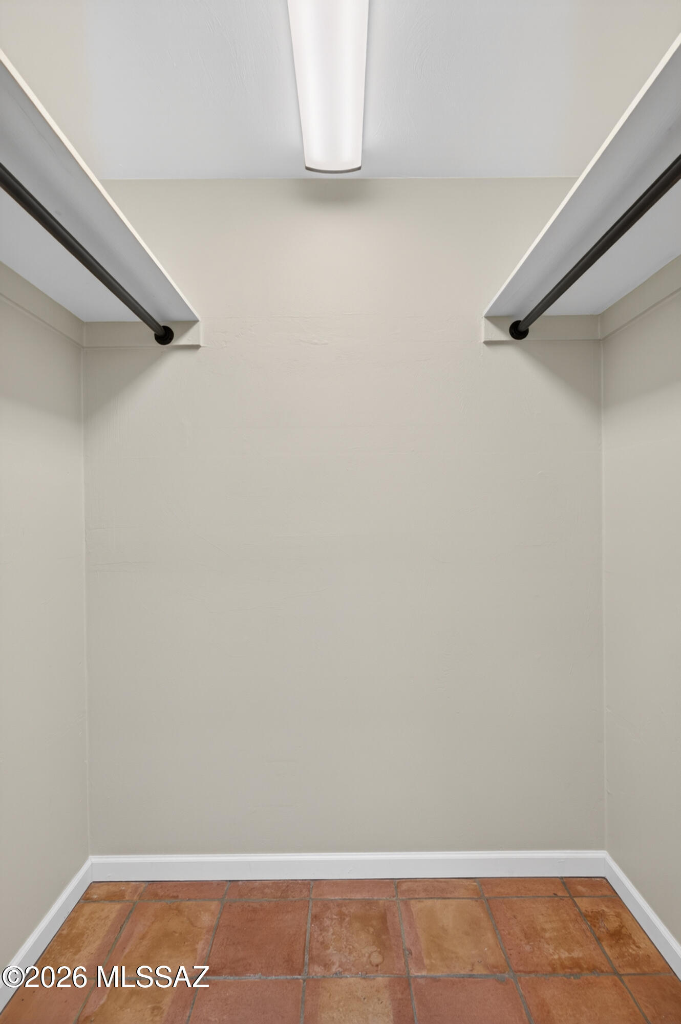 Tres Lomas East  (1-71) - Residential